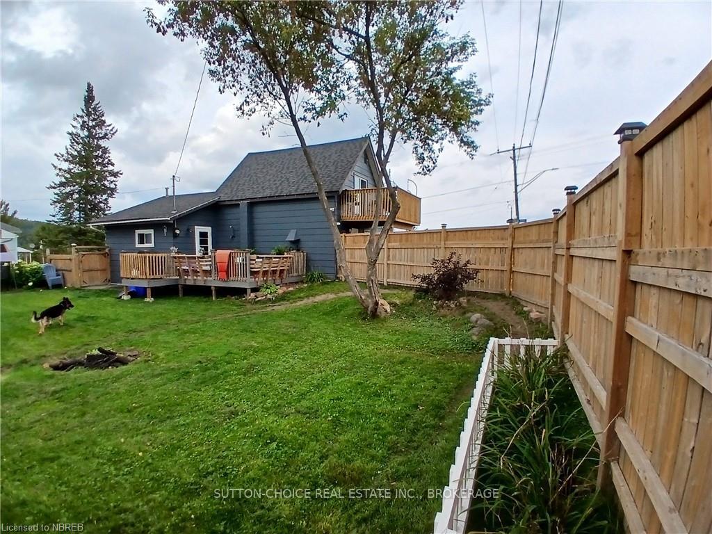 Photo 6 of 910 John Street, Mattawa — HOMEH
