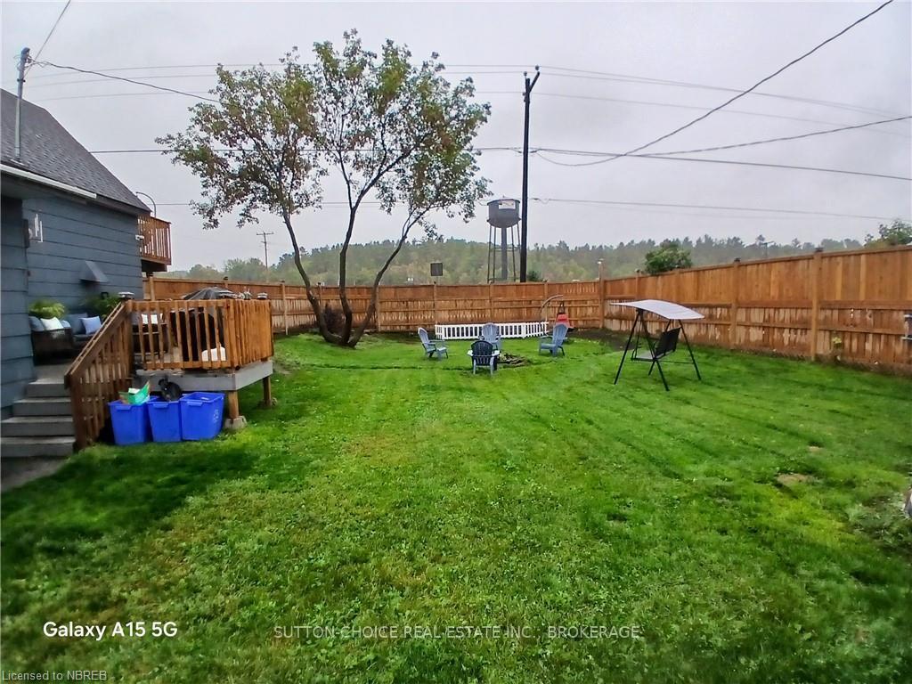 Photo 8 of 910 John Street, Mattawa — HOMEH