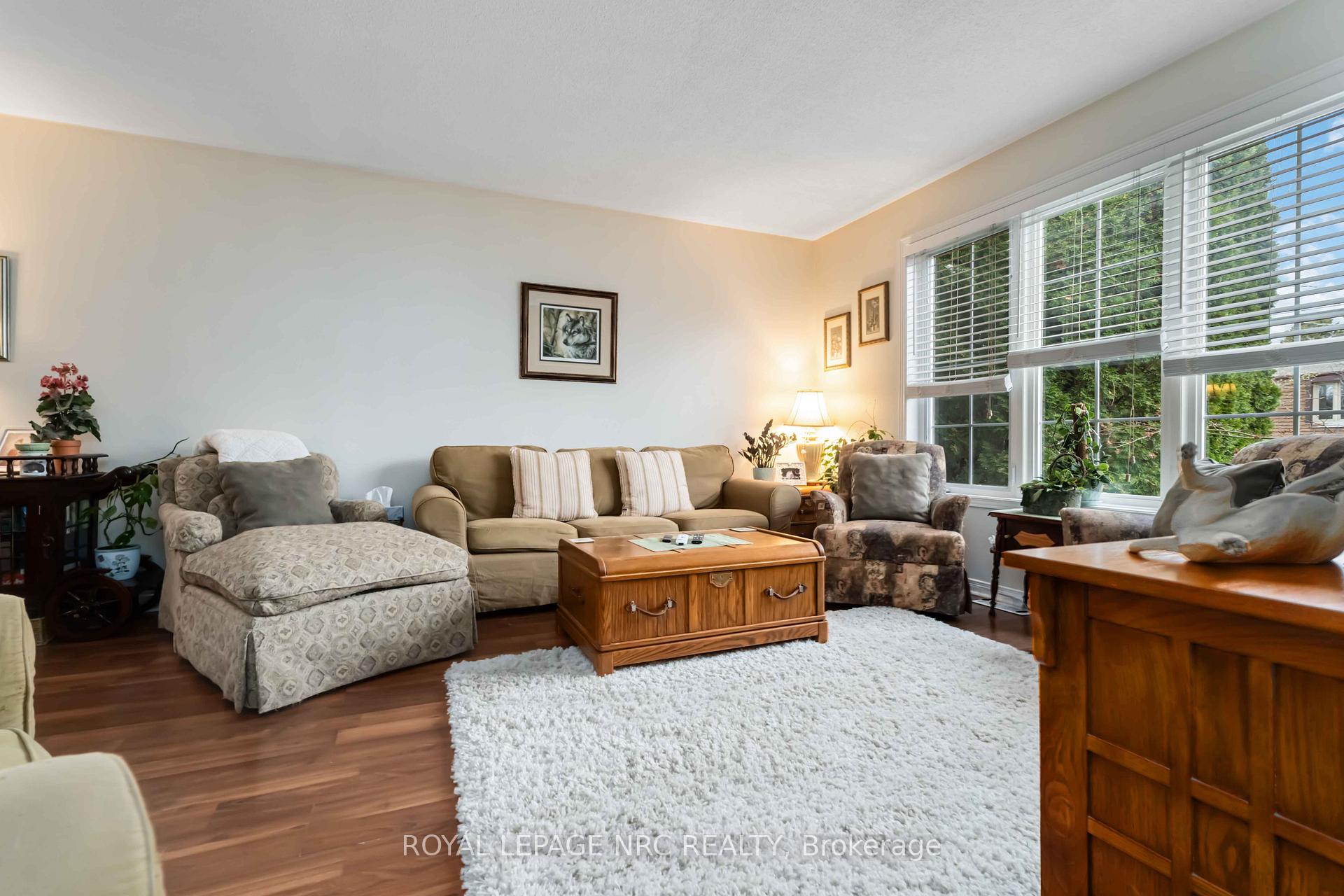 Photo 9 of 26A Durham Drive E, St. Catharines, Port Weller — HOMEH