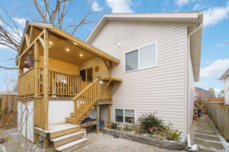 Photo 27 of 26A Durham Drive E, St. Catharines, Port Weller — HOMEH