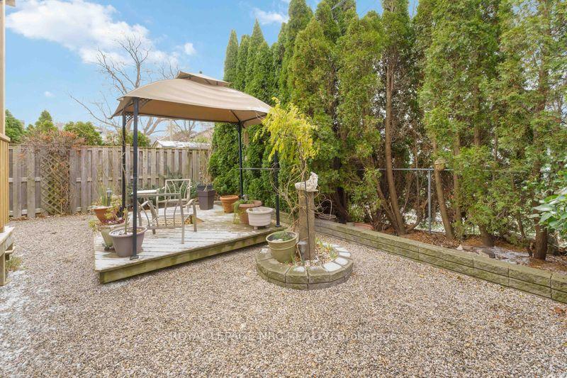 Photo 28 of 26A Durham Drive E, St. Catharines, Port Weller — HOMEH