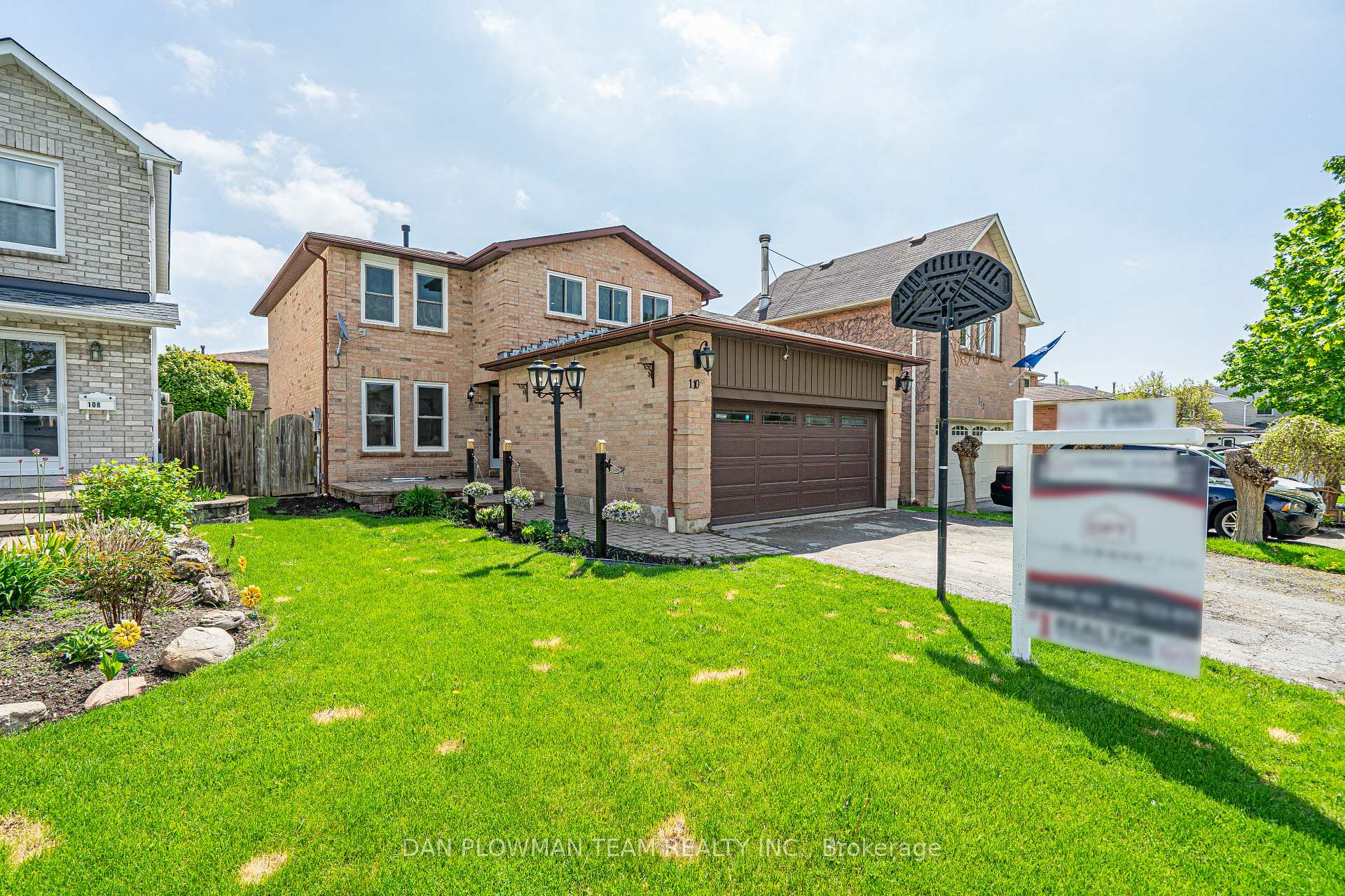 Photo 4 of 110 Rotherglen Road N, Ajax, Central West — HOMEH