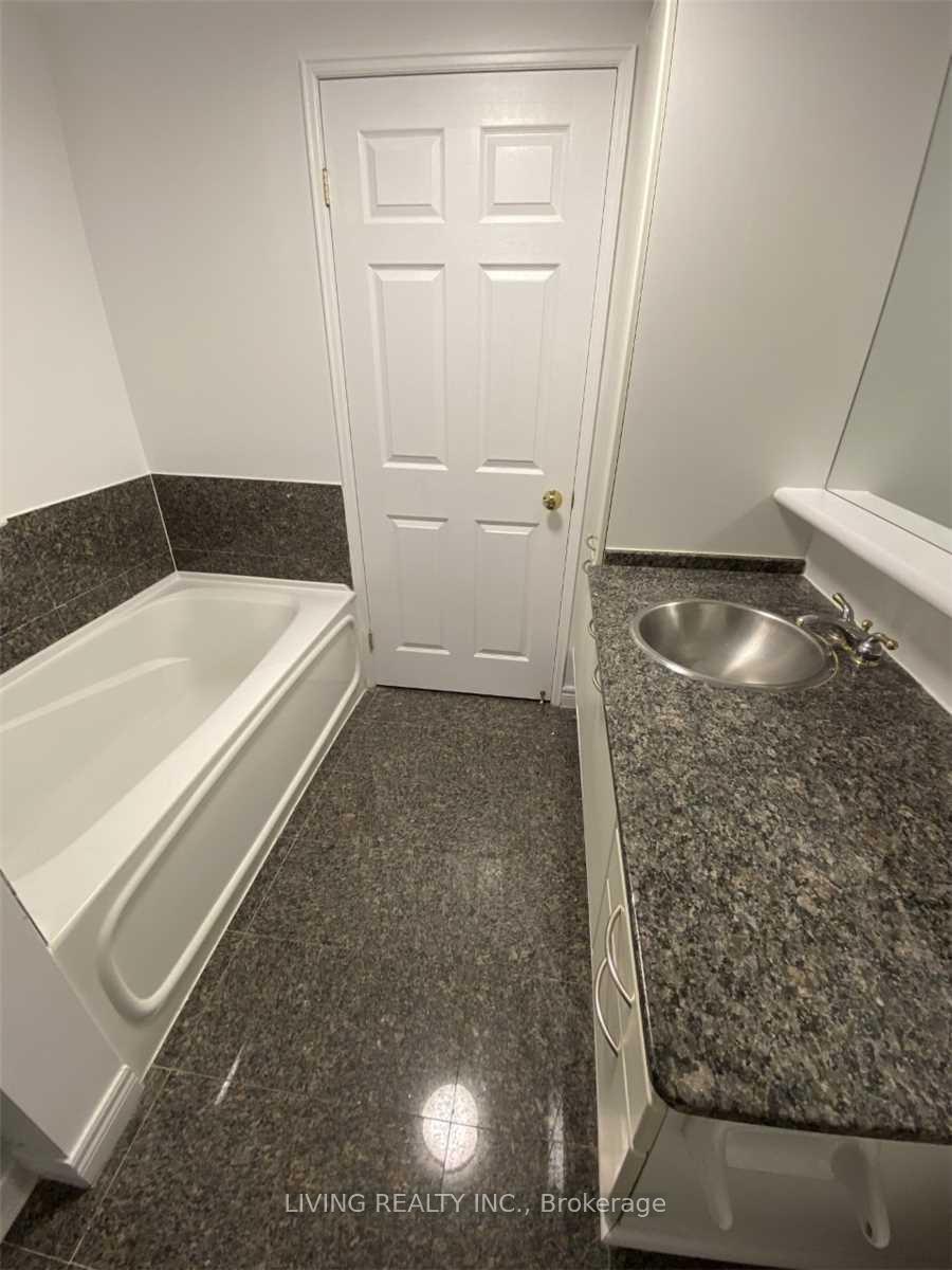 Photo 14 of Unit 1106, 55 Bloor Street E, Toronto, Church-Yonge Corridor — HOMEH