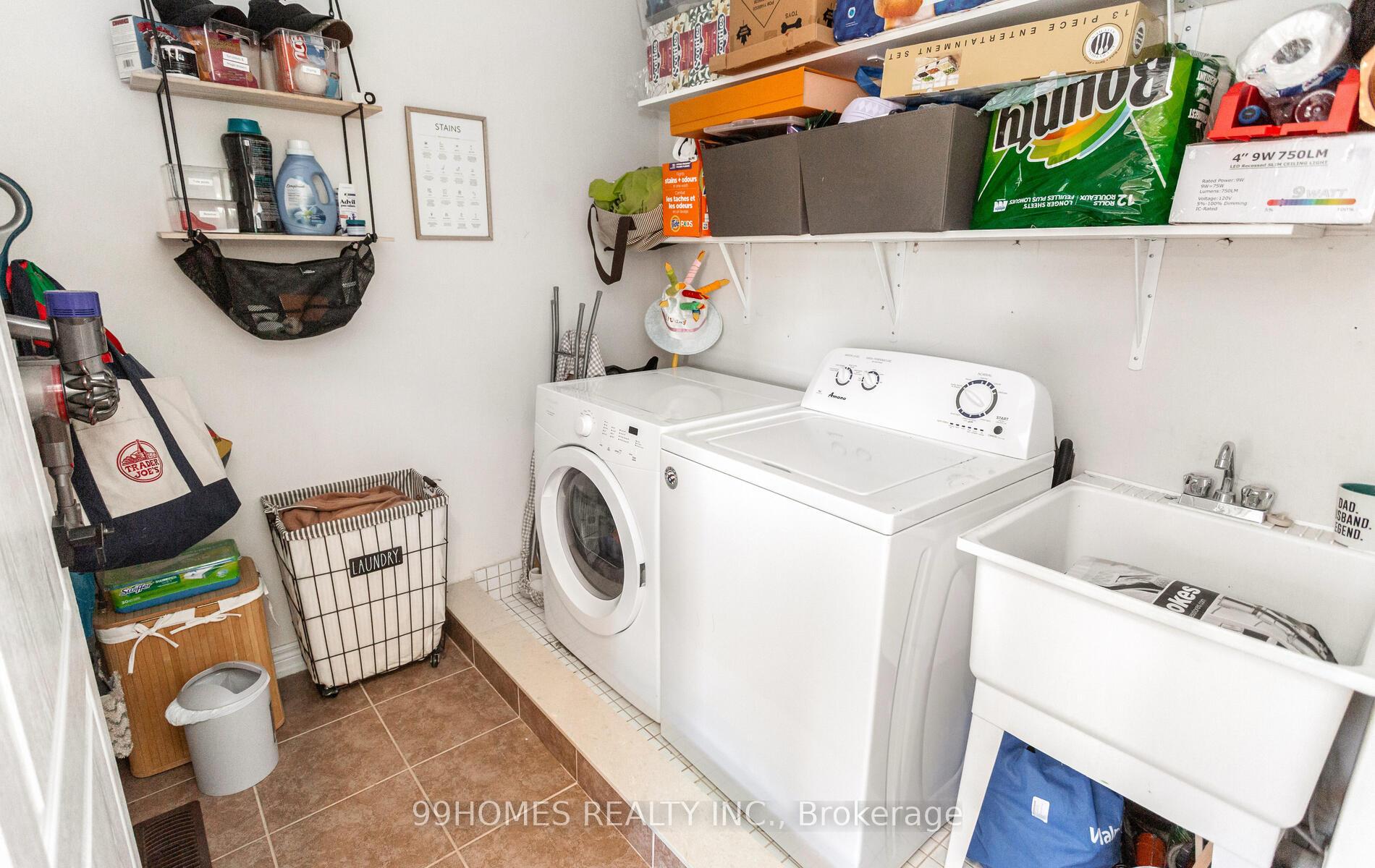 Photo 27 of 70 Sky Harbour Drive, Brampton, Bram West — HOMEH