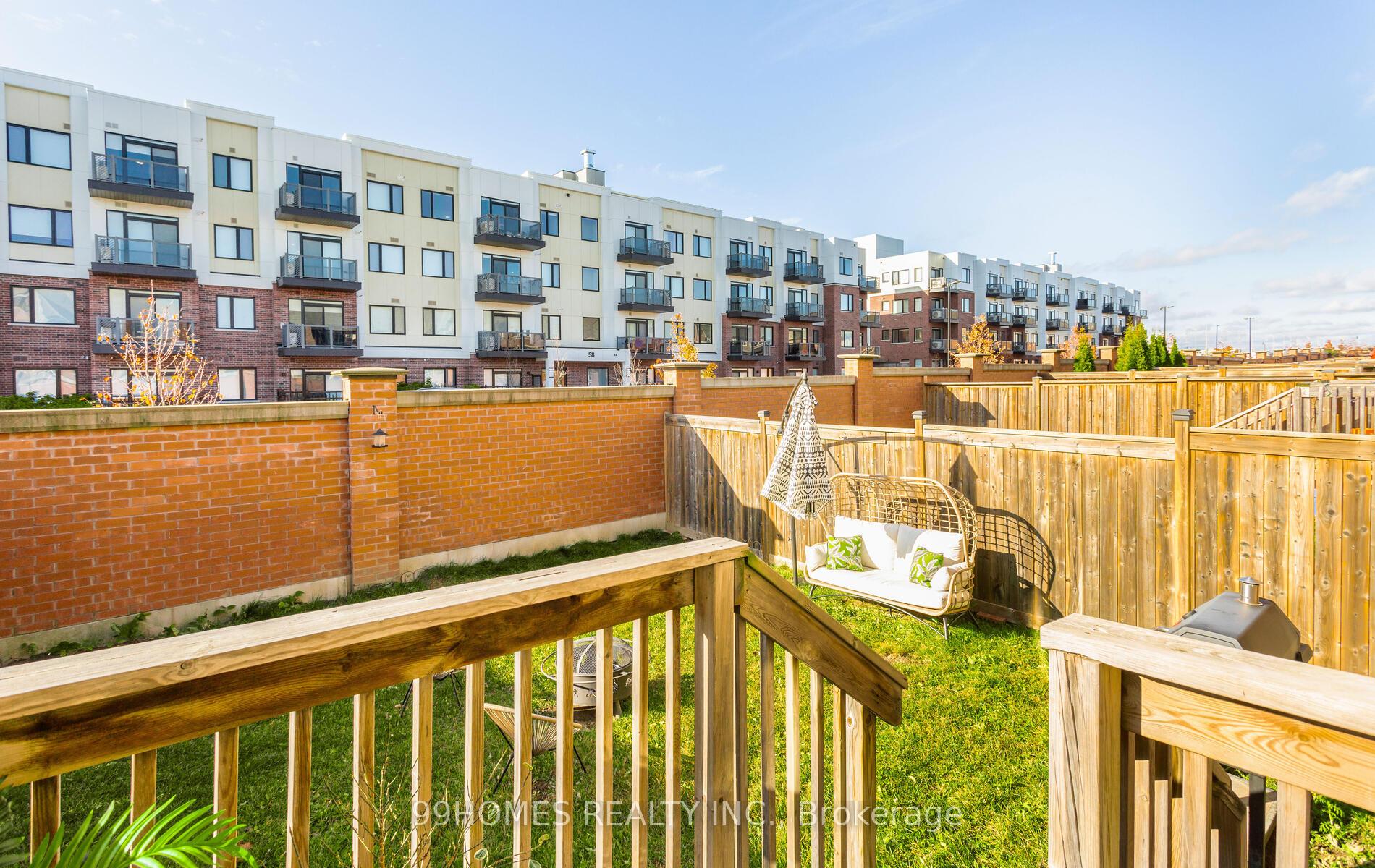 Photo 36 of 70 Sky Harbour Drive, Brampton, Bram West — HOMEH