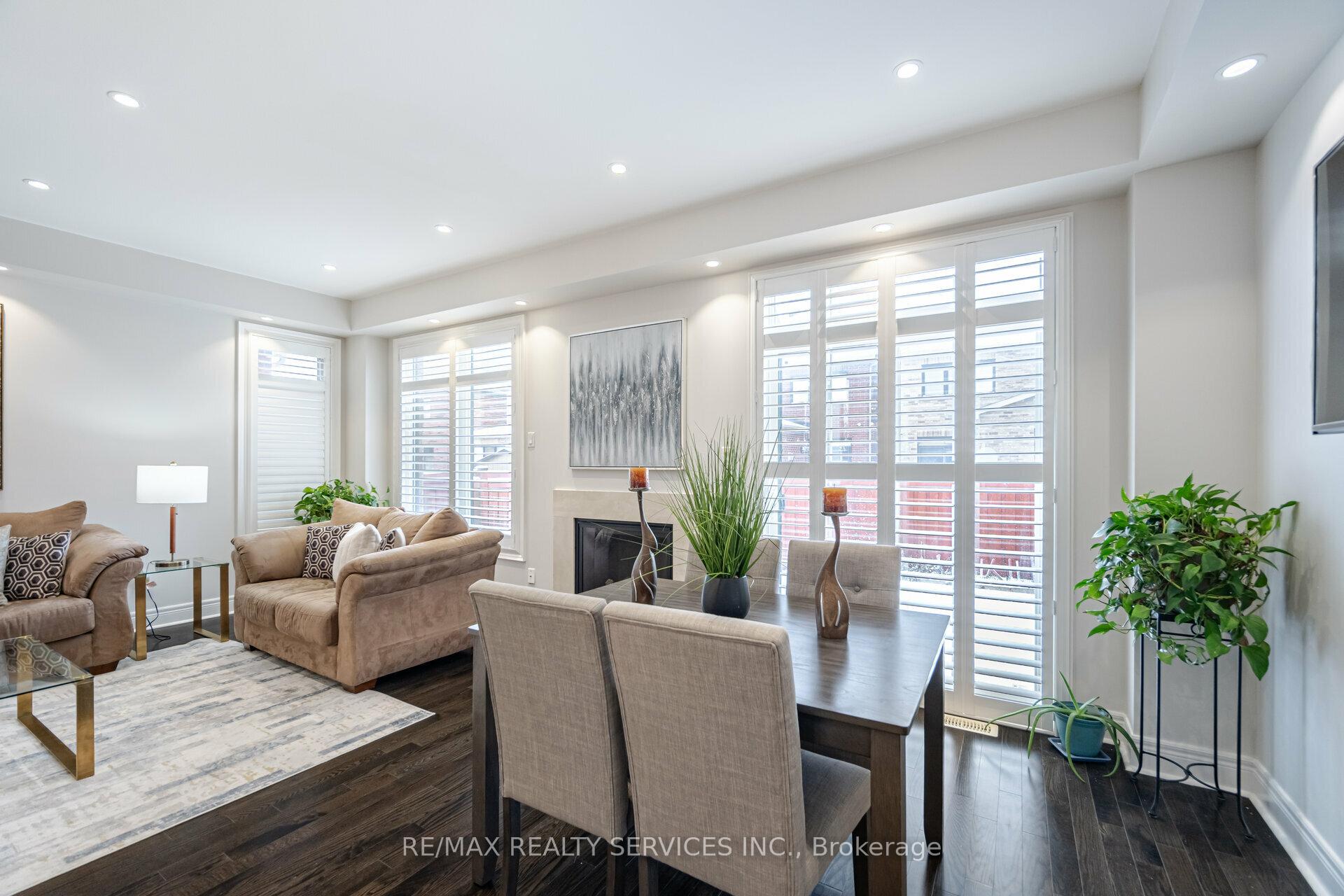 Photo 10 of 58 Andretti Crescent, Brampton, Credit Valley — HOMEH