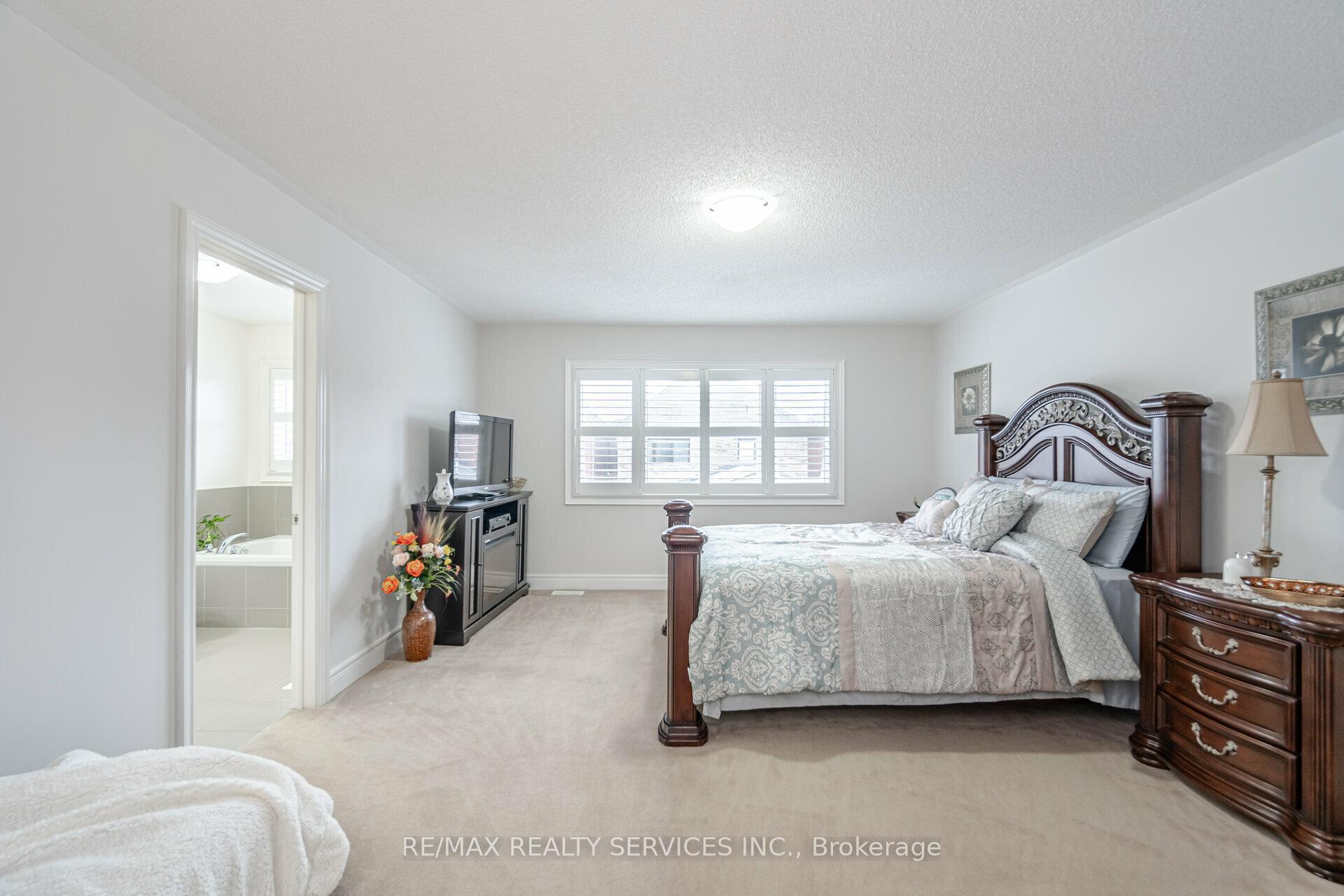 Photo 20 of 58 Andretti Crescent, Brampton, Credit Valley — HOMEH