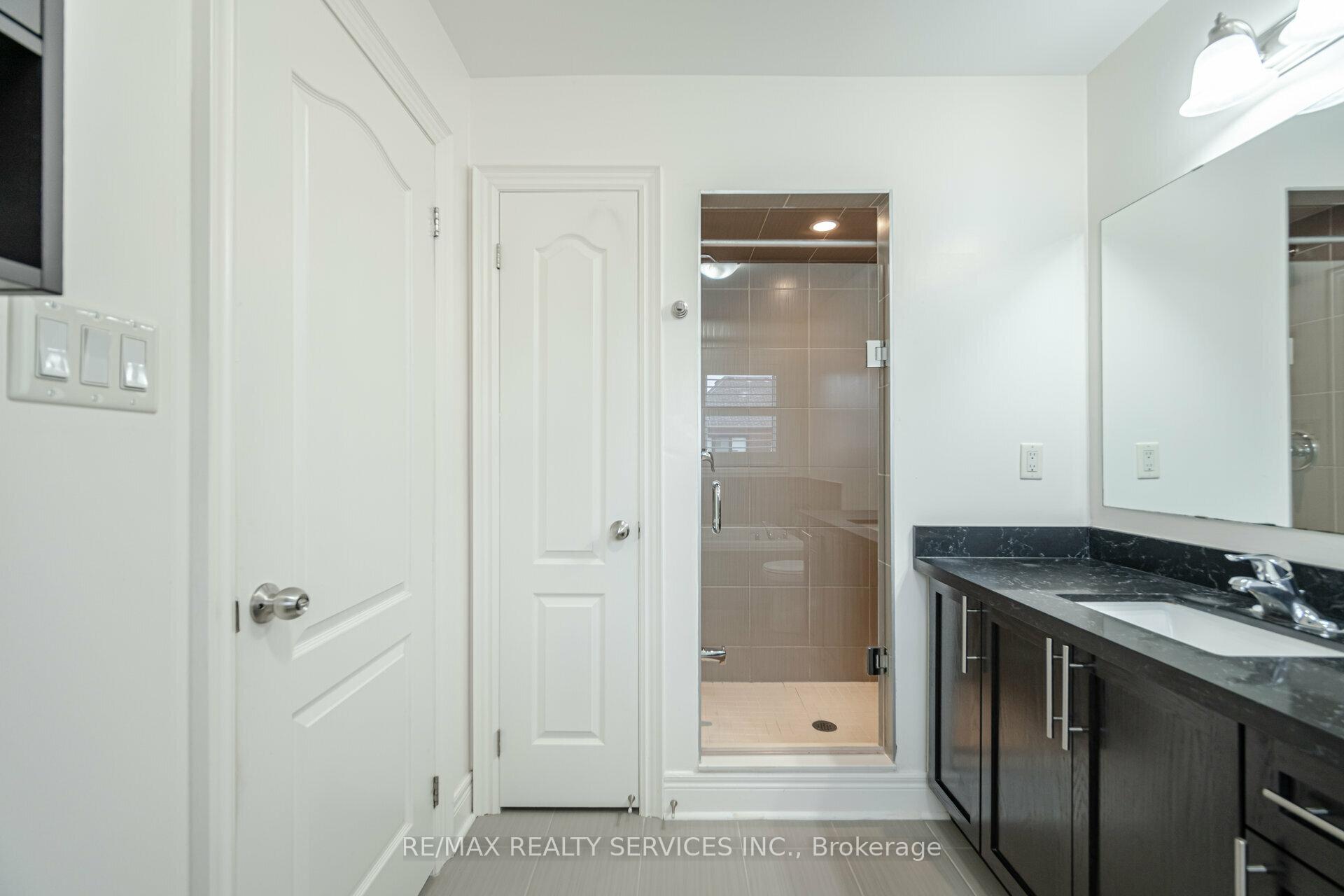 Photo 24 of 58 Andretti Crescent, Brampton, Credit Valley — HOMEH
