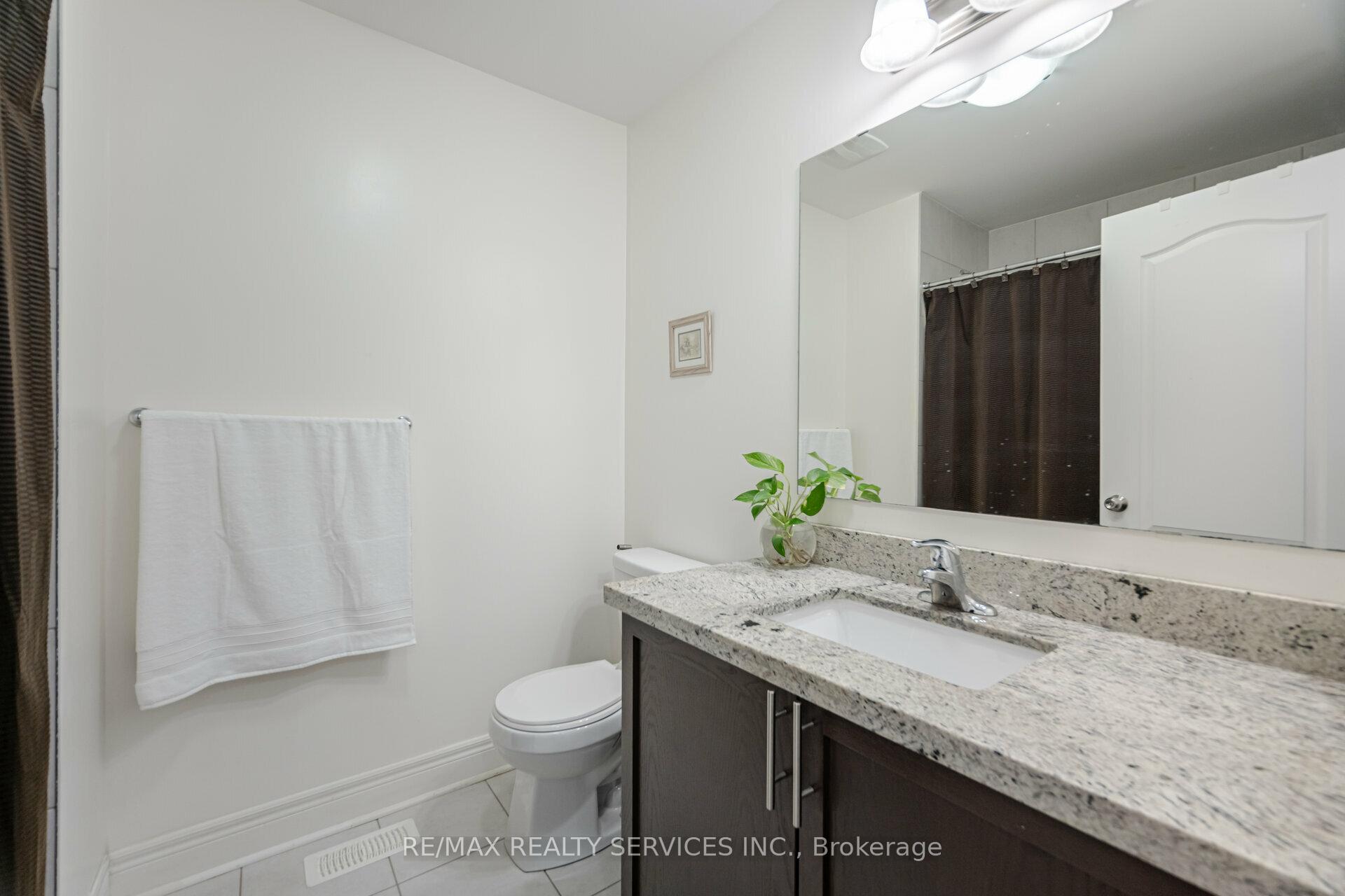 Photo 31 of 58 Andretti Crescent, Brampton, Credit Valley — HOMEH