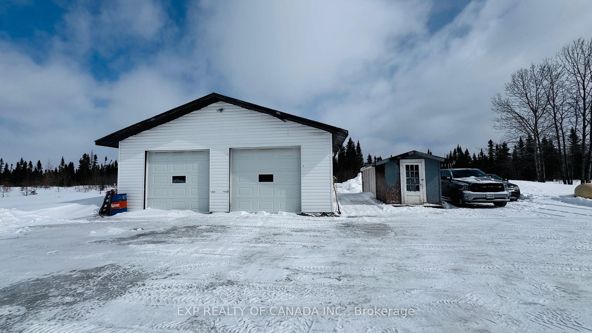 Photo 21 of 1084 Highway 11 S, Cochrane — HOMEH