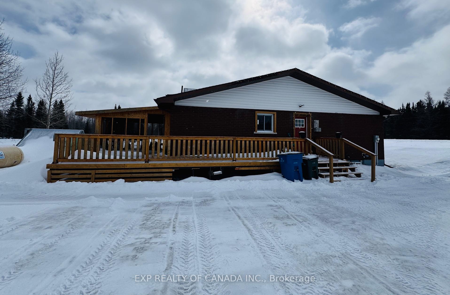 Photo 27 of 1084 Highway 11 S, Cochrane — HOMEH
