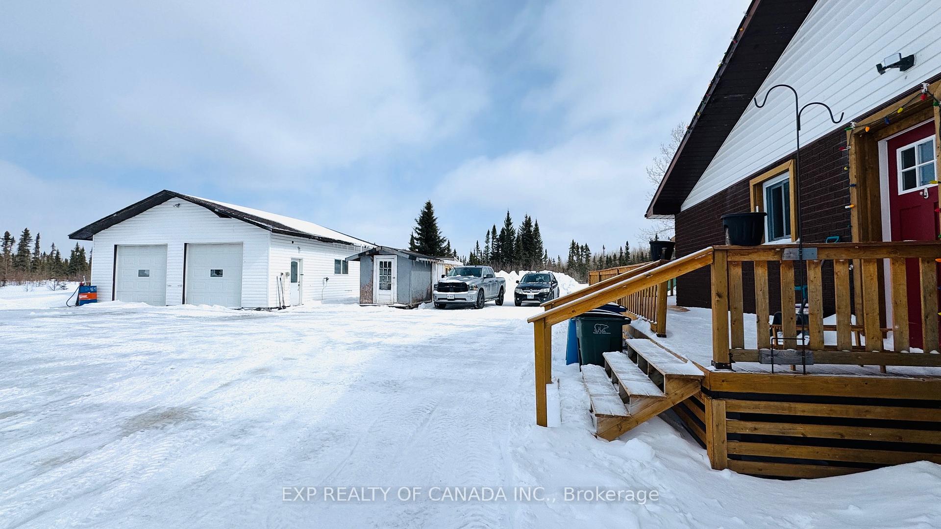 Photo 28 of 1084 Highway 11 S, Cochrane — HOMEH
