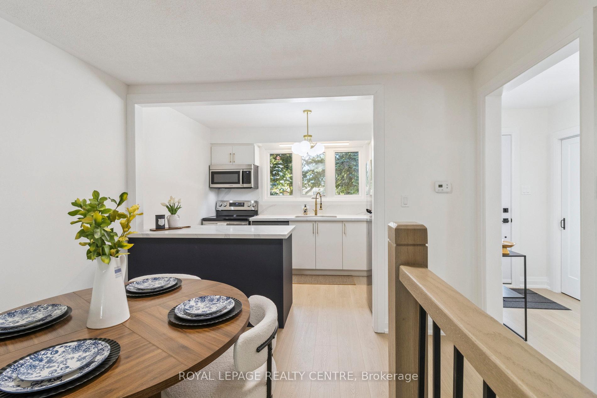 Photo 4 of 14 Charlbrook Avenue, Barrie, Cundles East — HOMEH
