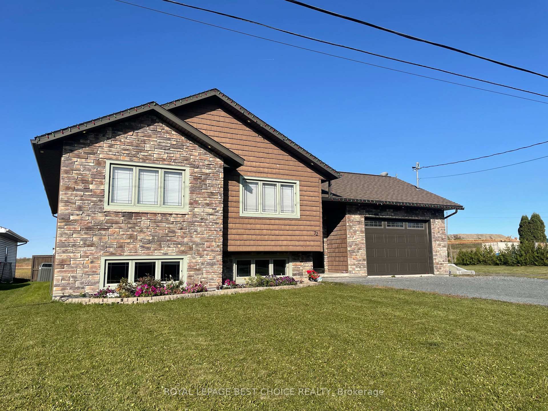 Photo 1 of 72 12th Street, Armstrong, Earlton — HOMEH