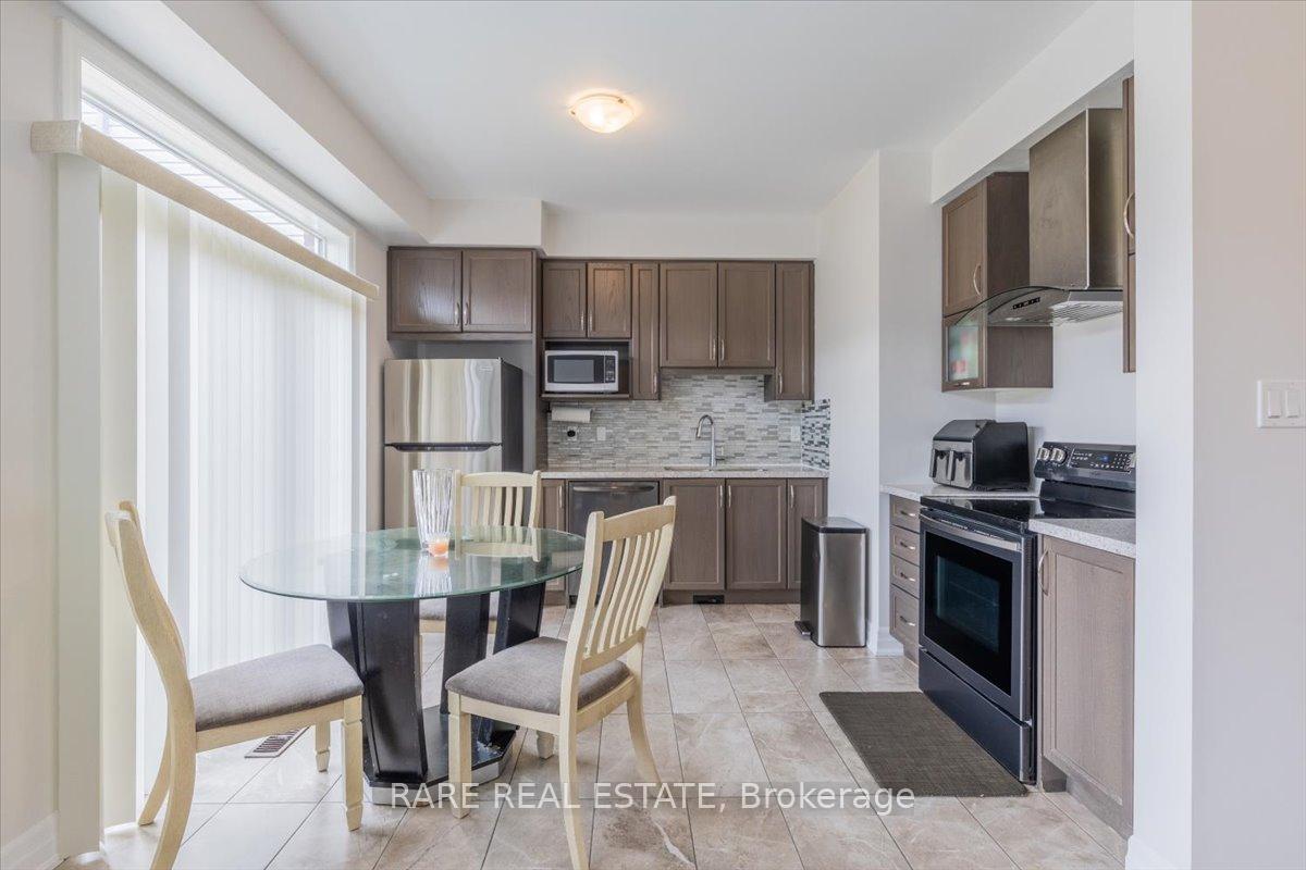 Photo 8 of 101 Wood Crescent, Essa, Angus — HOMEH