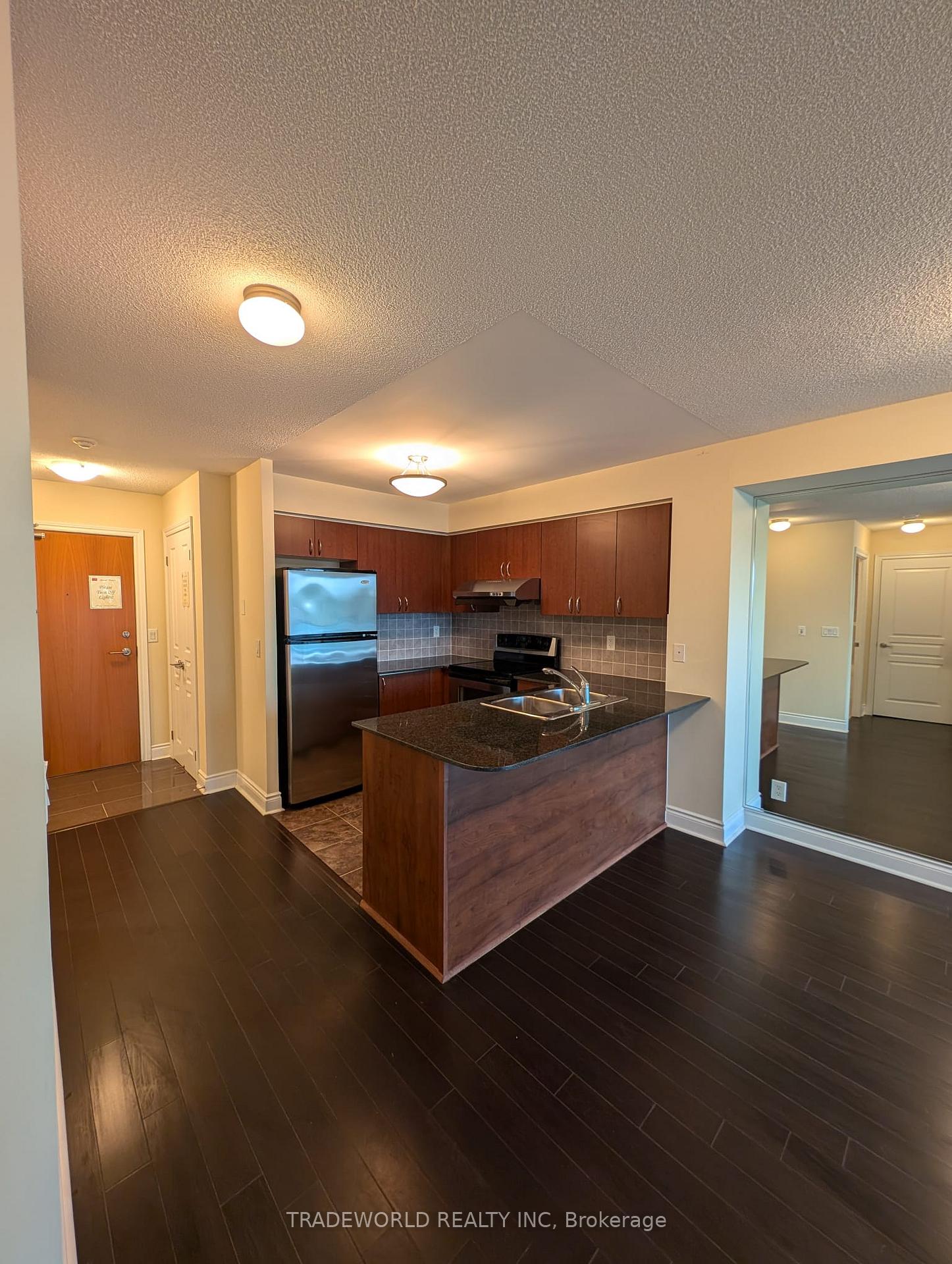 Photo 6 of Unit 512, 32 Clegg Road, Markham, Unionville — HOMEH