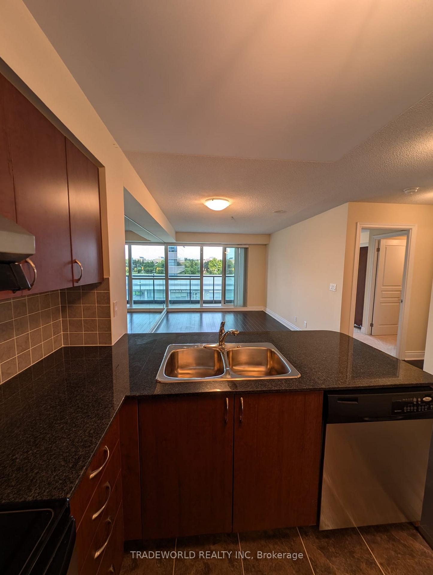 Photo 10 of Unit 512, 32 Clegg Road, Markham, Unionville — HOMEH