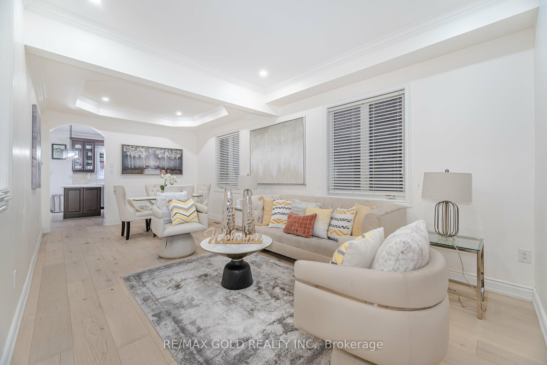 Photo 3 of 83 Pannahill Drive, Brampton, Bram East — HOMEH