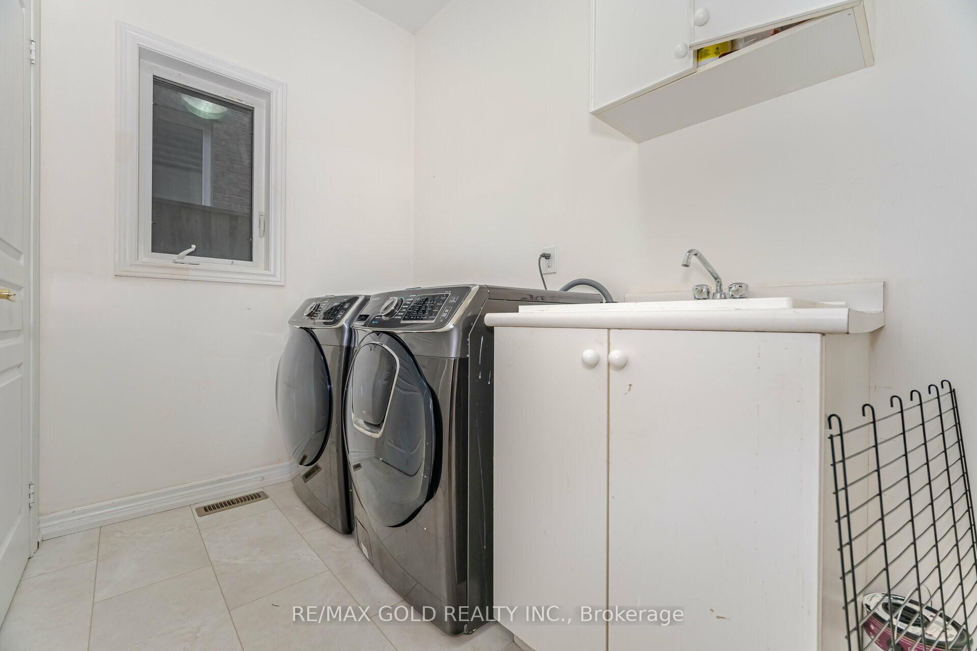 Photo 11 of 83 Pannahill Drive, Brampton, Bram East — HOMEH