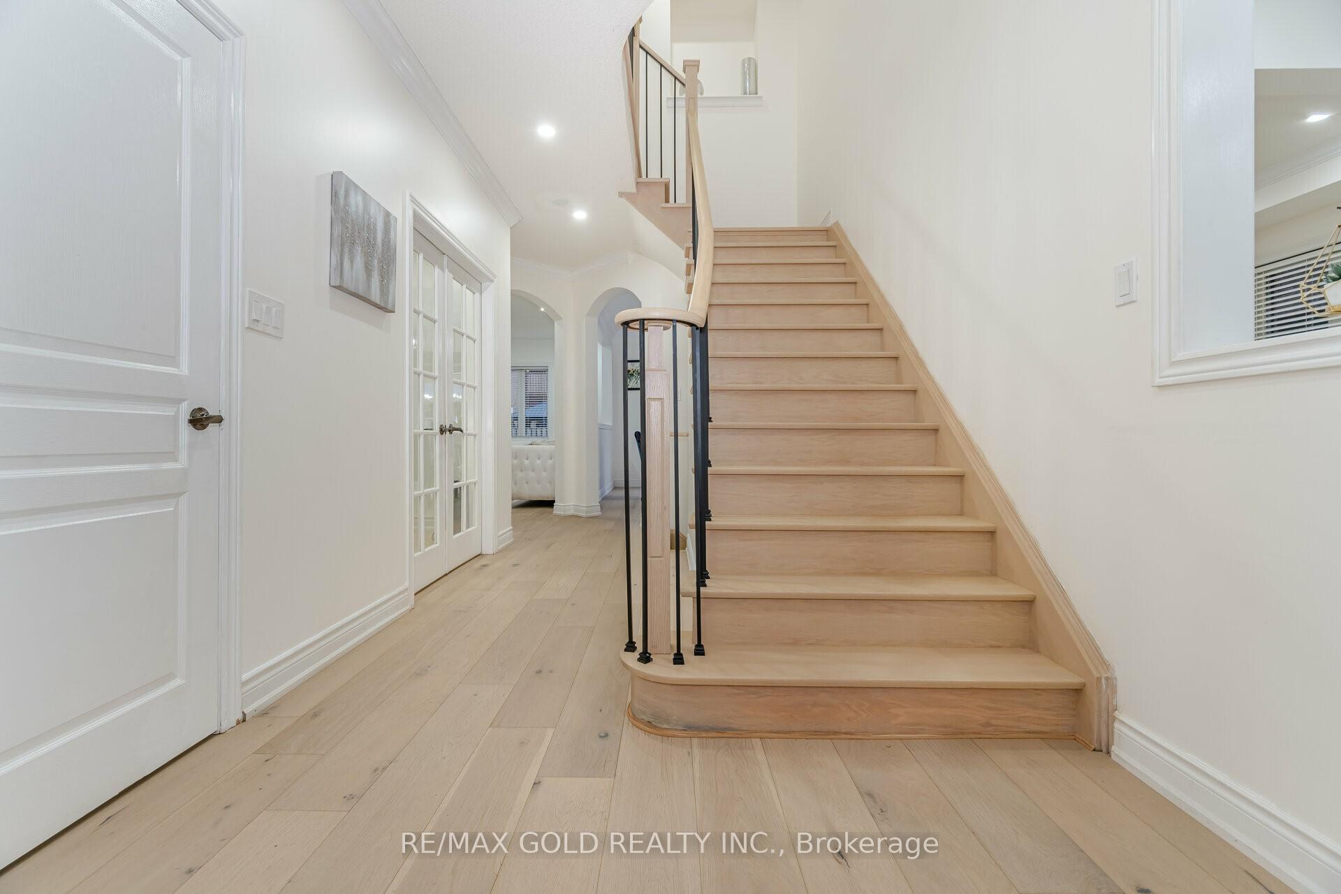 Photo 12 of 83 Pannahill Drive, Brampton, Bram East — HOMEH