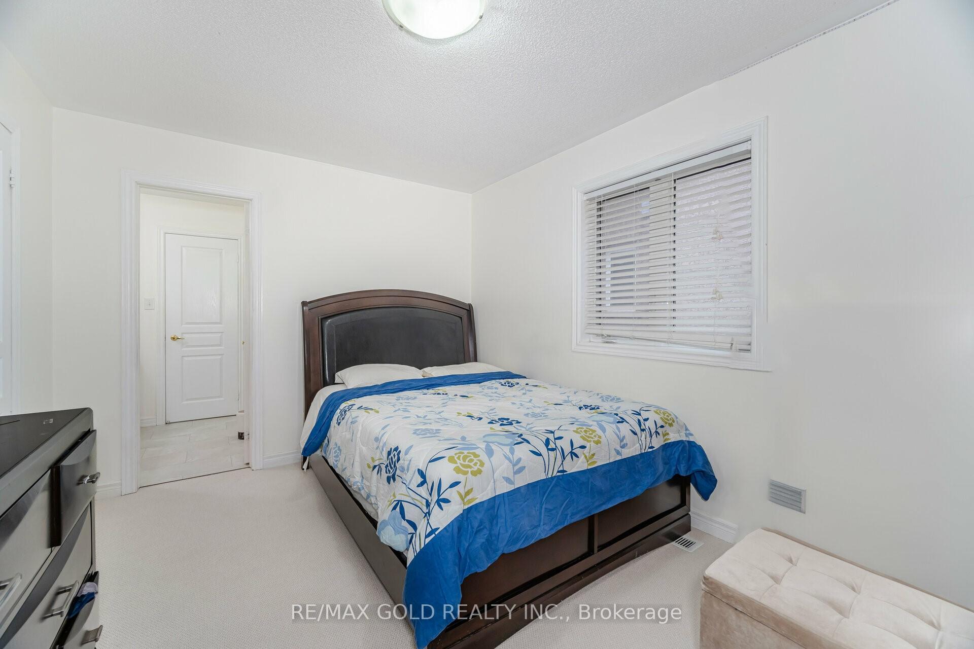 Photo 17 of 83 Pannahill Drive, Brampton, Bram East — HOMEH