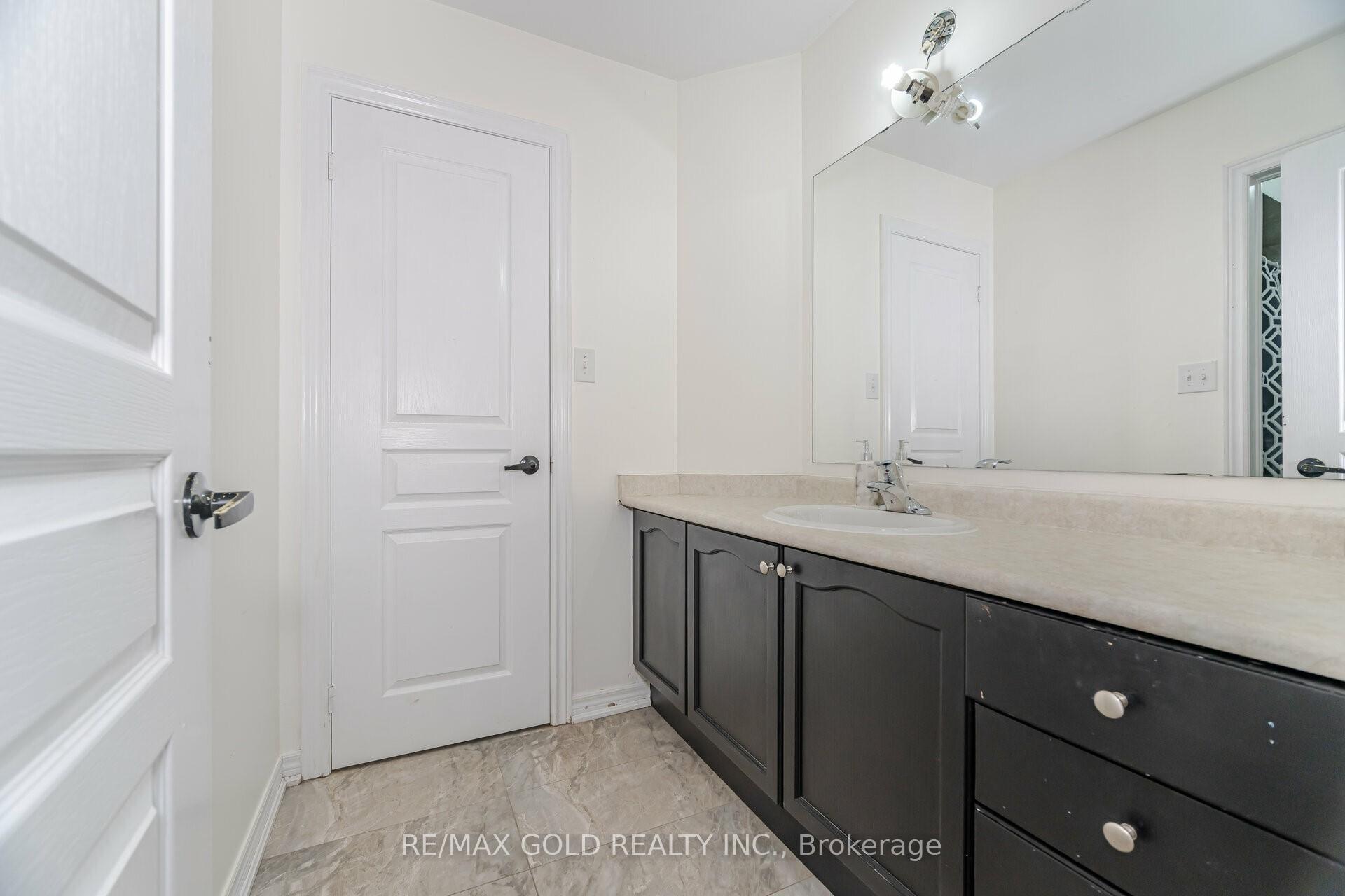 Photo 20 of 83 Pannahill Drive, Brampton, Bram East — HOMEH