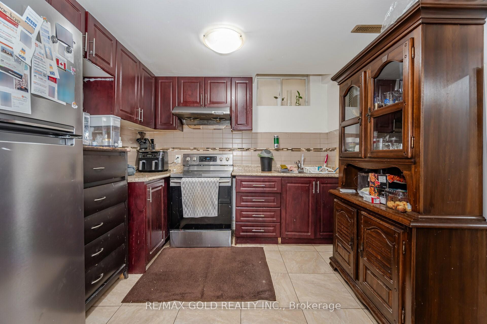 Photo 23 of 83 Pannahill Drive, Brampton, Bram East — HOMEH