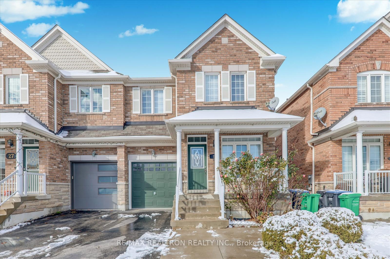 Photo 1 of 25 Sleightholme Crescent, Brampton, Bram East — HOMEH