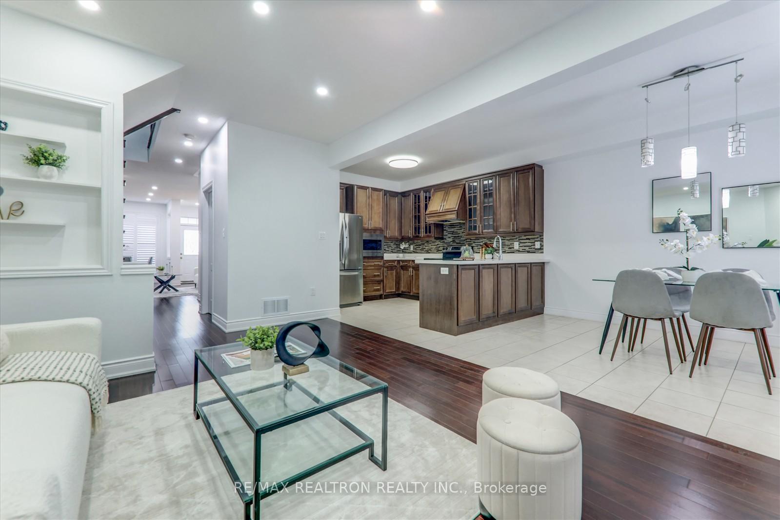 Photo 10 of 25 Sleightholme Crescent, Brampton, Bram East — HOMEH