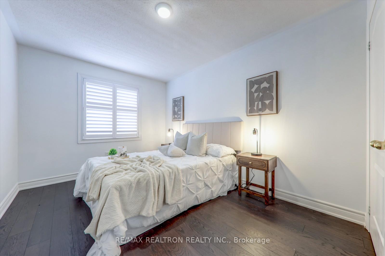 Photo 23 of 25 Sleightholme Crescent, Brampton, Bram East — HOMEH