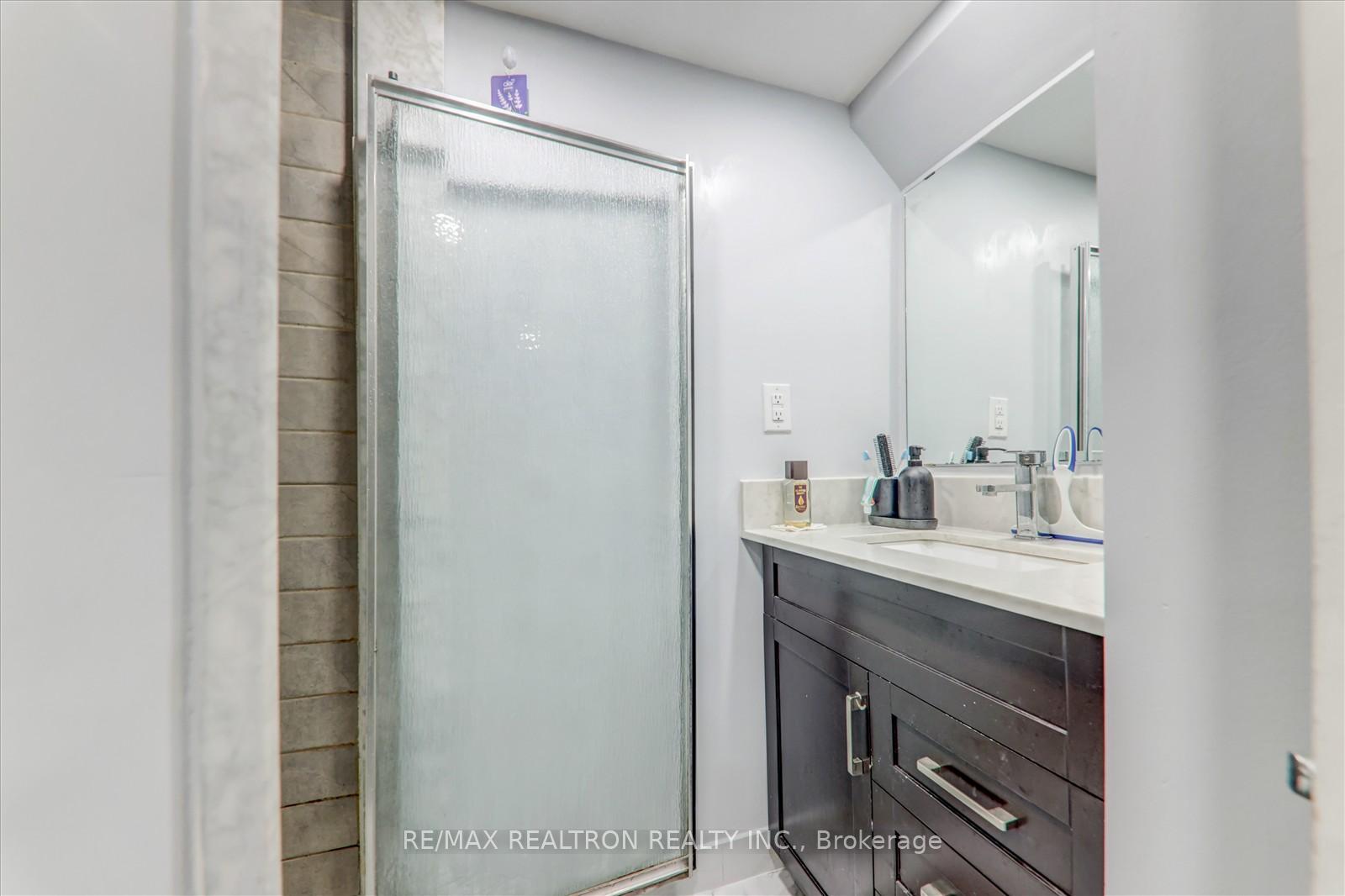 Photo 35 of 25 Sleightholme Crescent, Brampton, Bram East — HOMEH