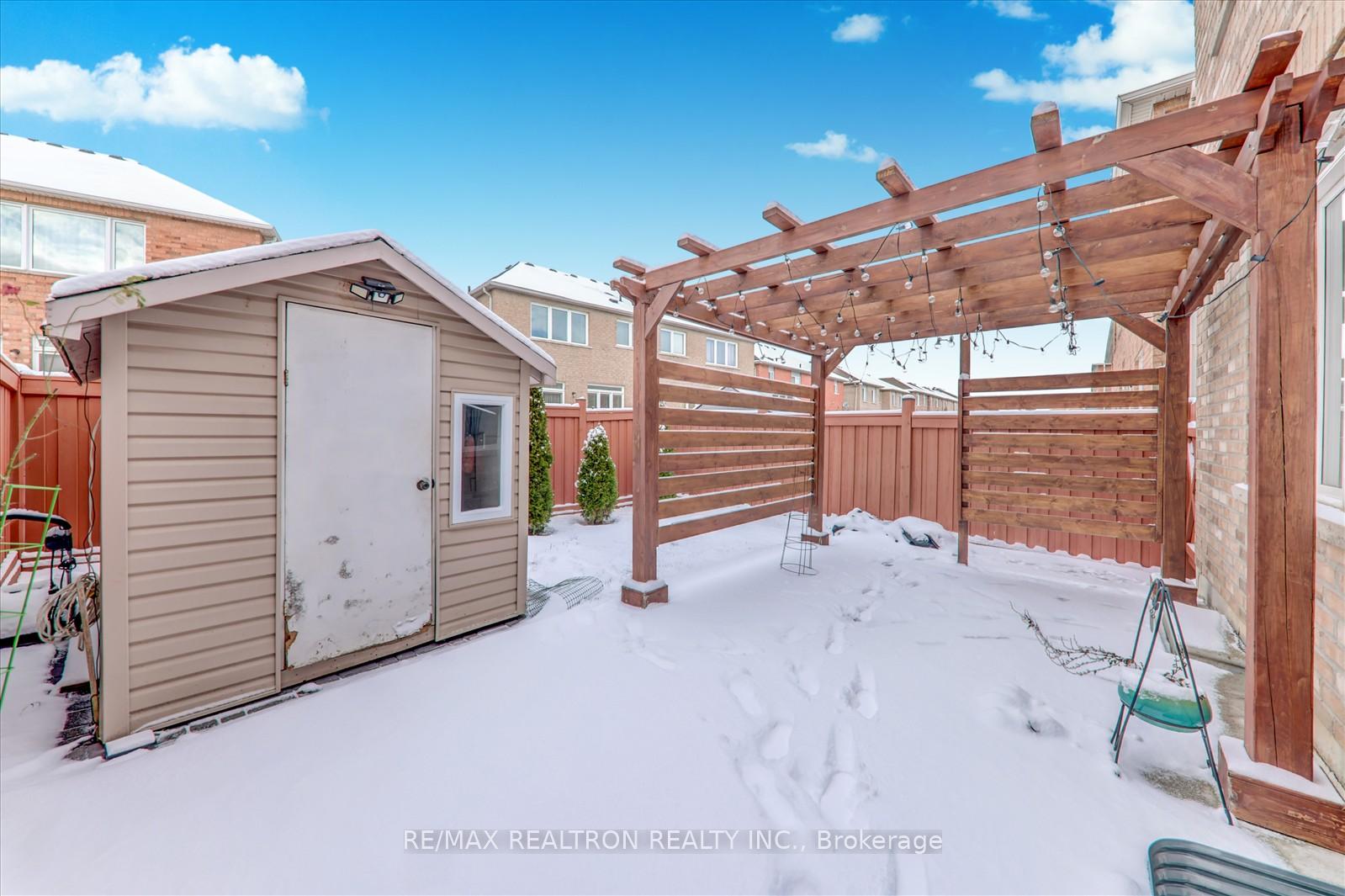 Photo 37 of 25 Sleightholme Crescent, Brampton, Bram East — HOMEH
