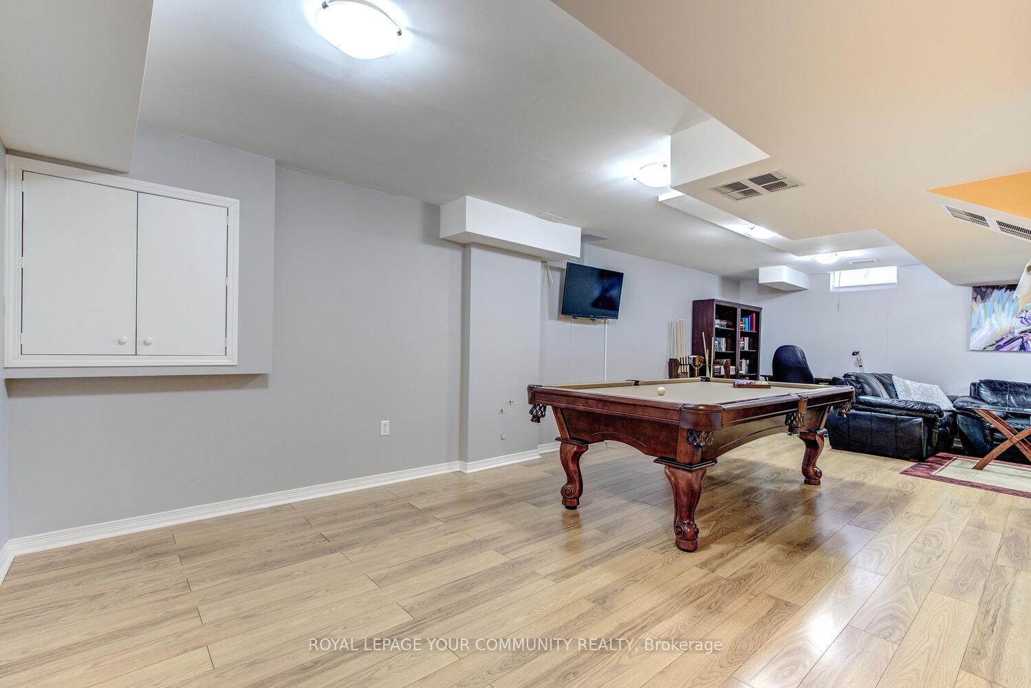 Photo 33 of 9 Sugarhill Drive, Brampton, Fletcher's Meadow — HOMEH