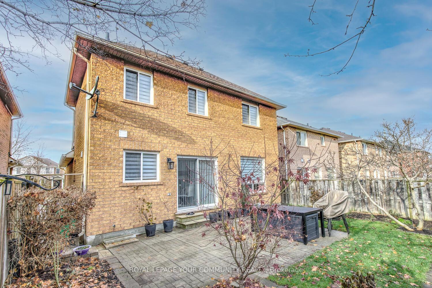 Photo 36 of 9 Sugarhill Drive, Brampton, Fletcher's Meadow — HOMEH