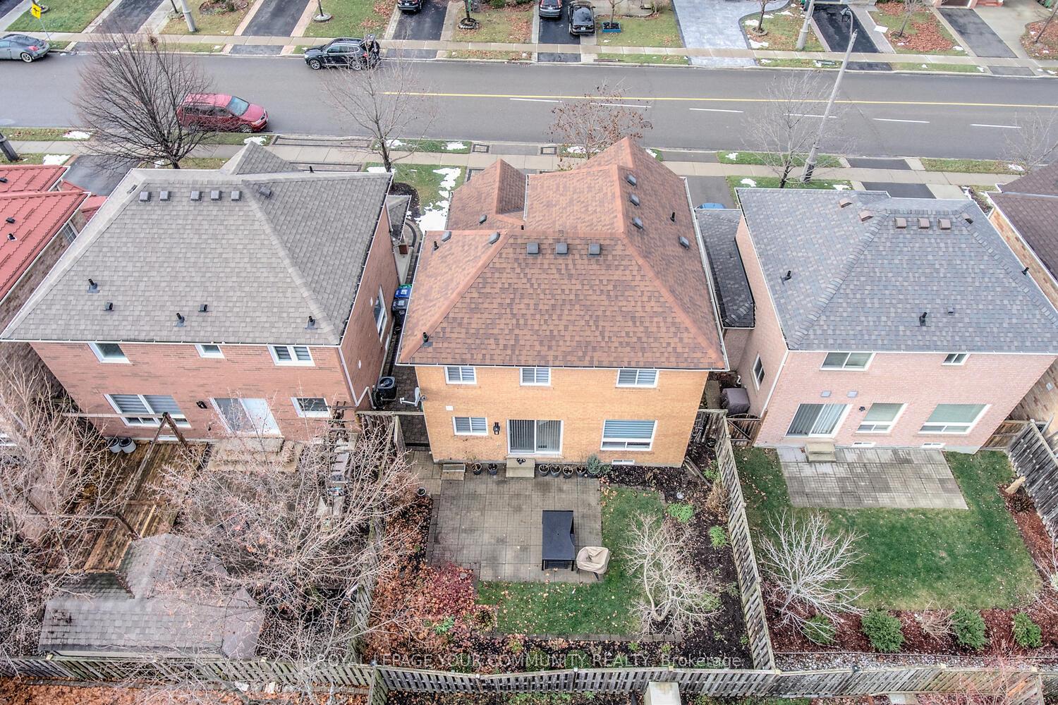 Photo 39 of 9 Sugarhill Drive, Brampton, Fletcher's Meadow — HOMEH