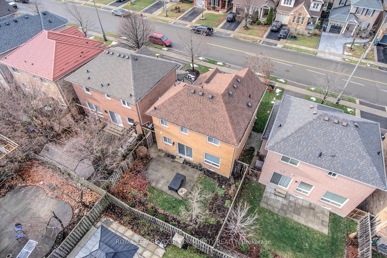 Photo 40 of 9 Sugarhill Drive, Brampton, Fletcher's Meadow — HOMEH