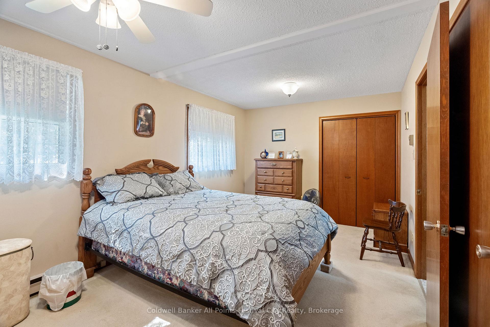 Photo 16 of 305 Warren Street, Goderich, Goderich (Town) — HOMEH