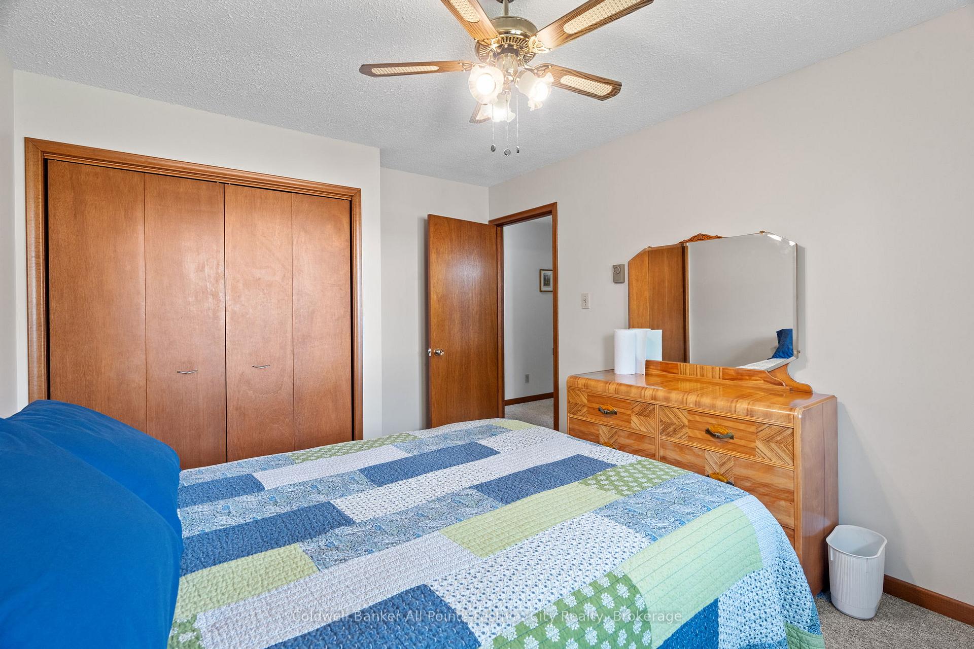 Photo 19 of 305 Warren Street, Goderich, Goderich (Town) — HOMEH