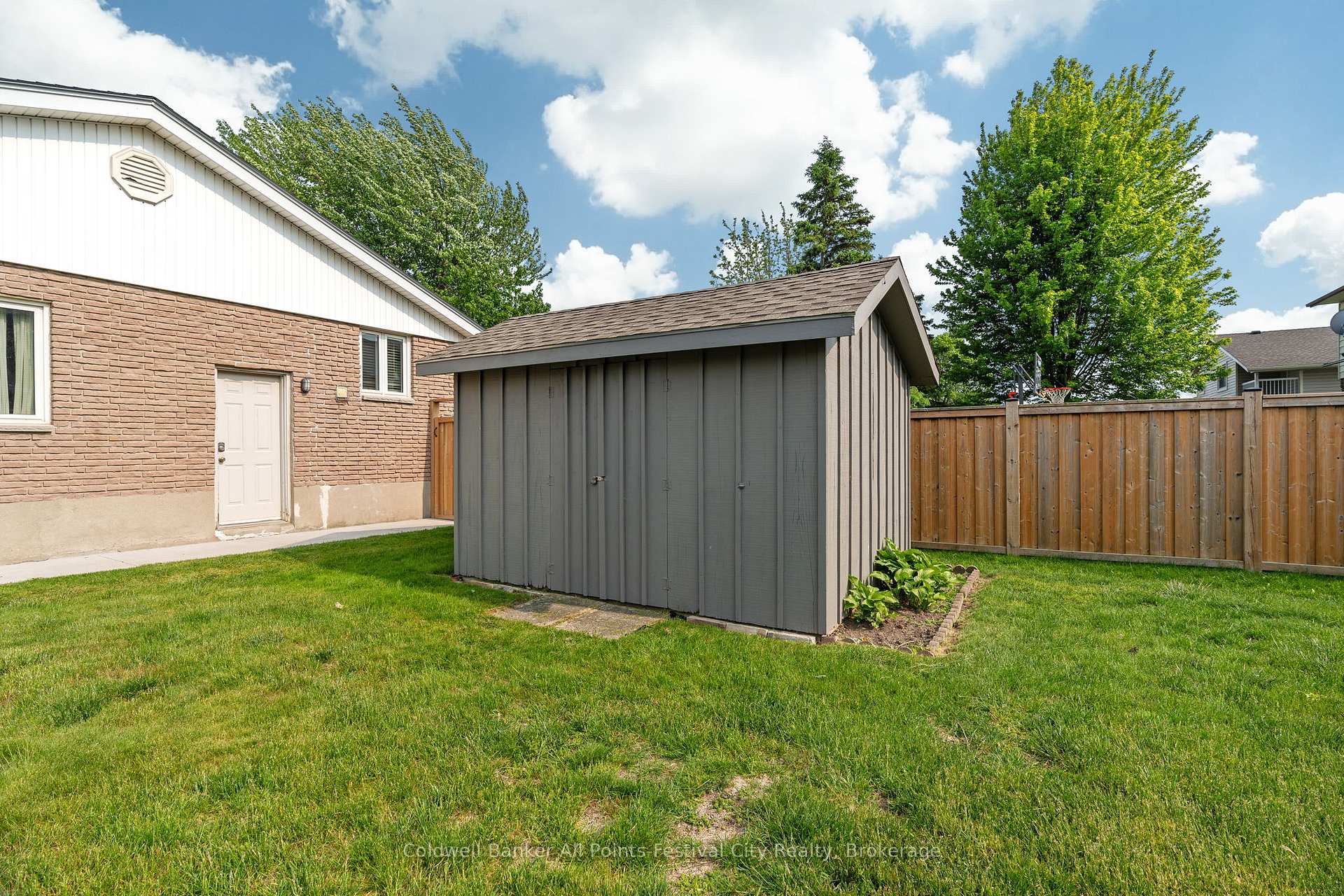 Photo 36 of 305 Warren Street, Goderich, Goderich (Town) — HOMEH