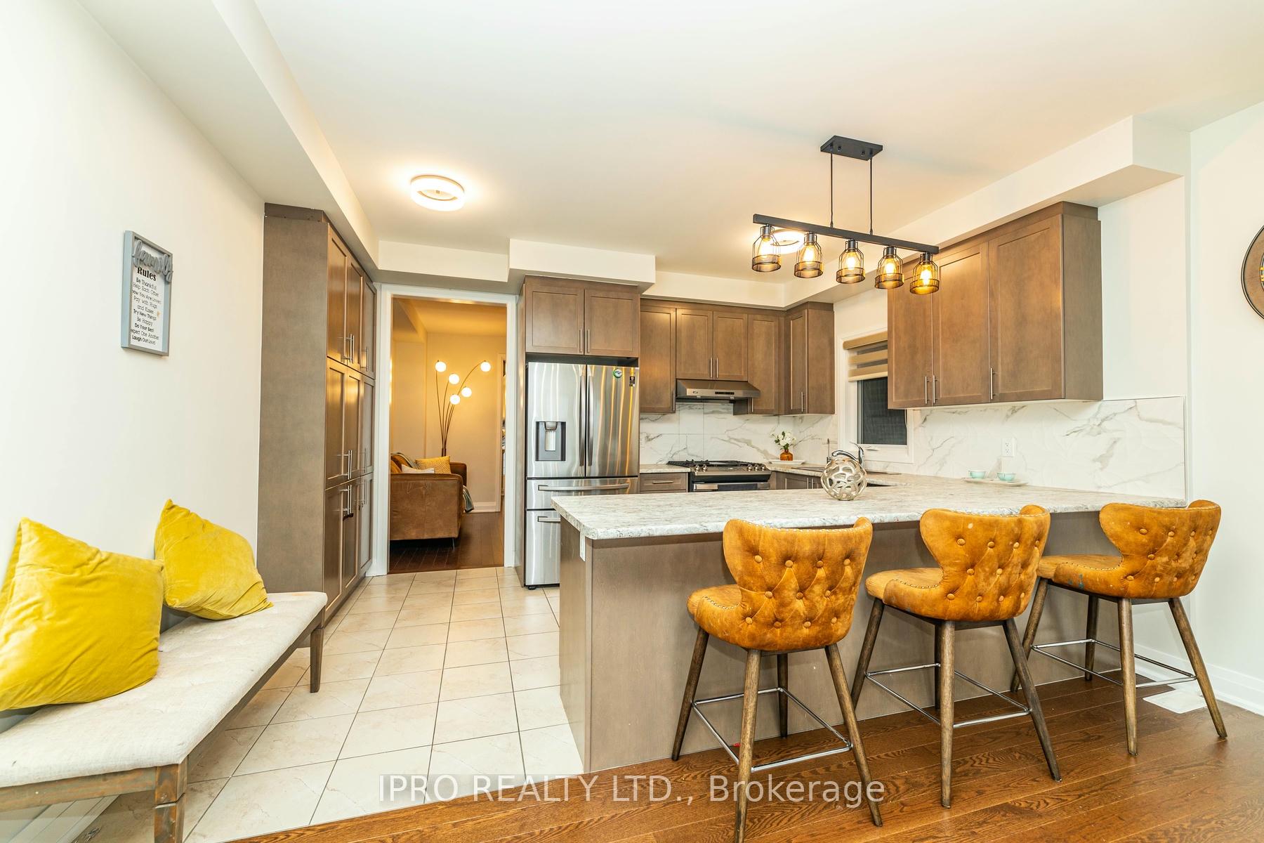 Photo 7 of 7 Dalbeattie Drive, Brampton, Bram West — HOMEH