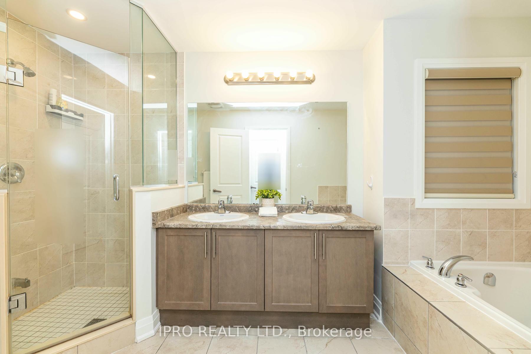 Photo 20 of 7 Dalbeattie Drive, Brampton, Bram West — HOMEH