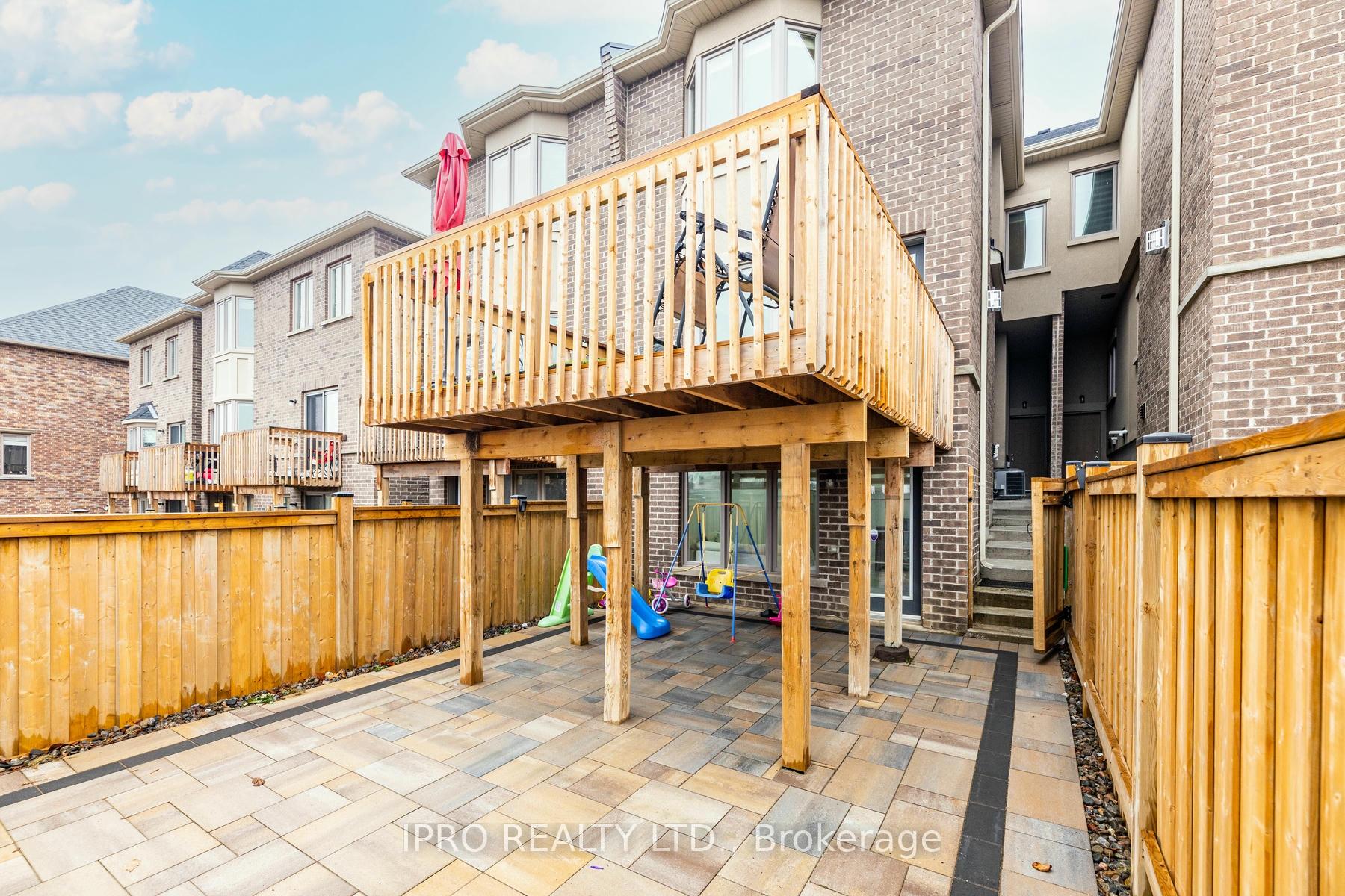 Photo 36 of 7 Dalbeattie Drive, Brampton, Bram West — HOMEH