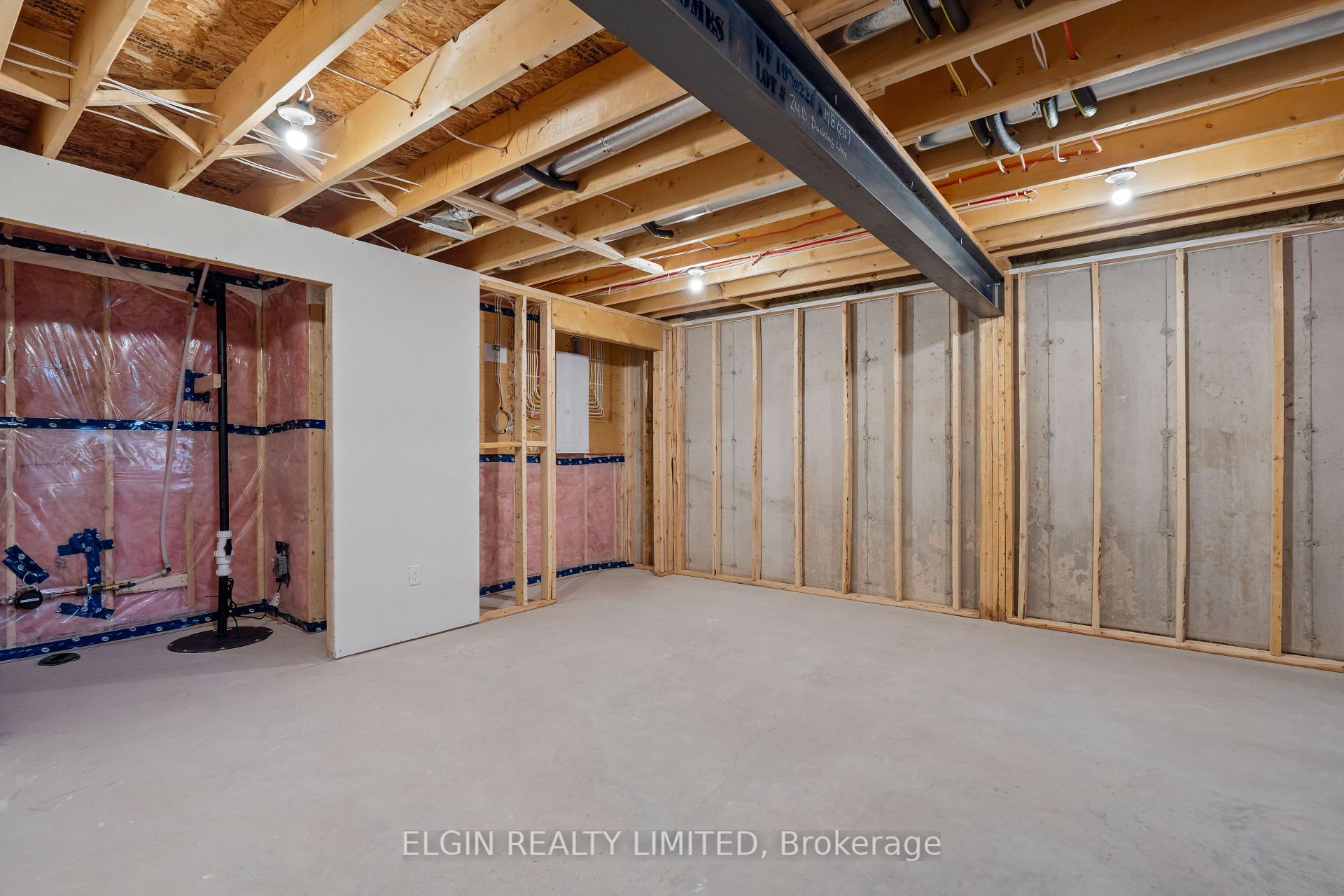 Photo 9 of 54 Dunning Way, St. Thomas — HOMEH