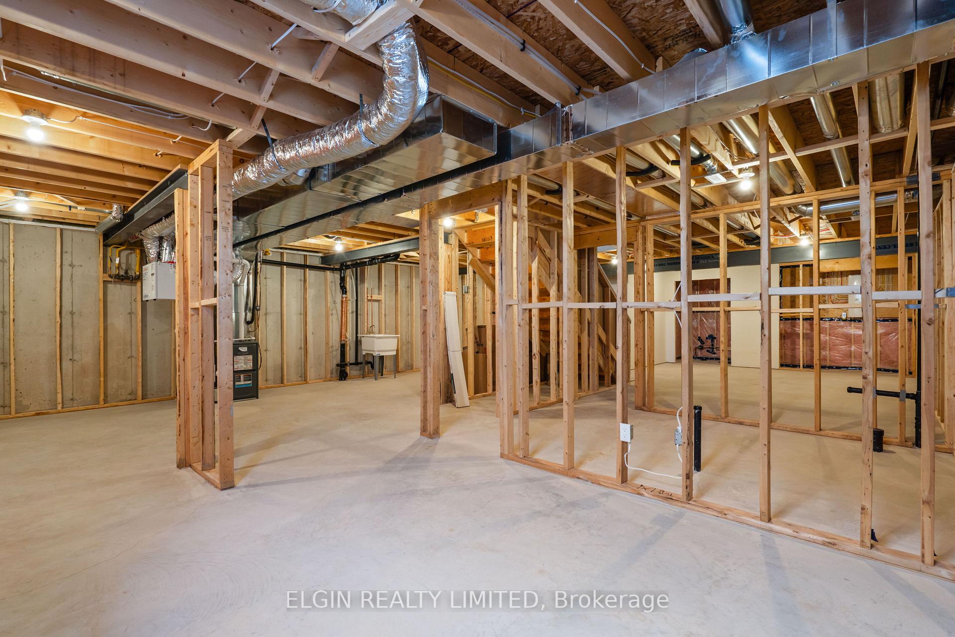 Photo 12 of 54 Dunning Way, St. Thomas — HOMEH