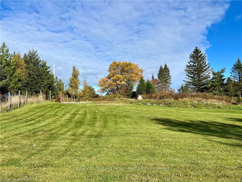 Photo 13 of 1219 Memorial Park Drive E, Powassan — HOMEH