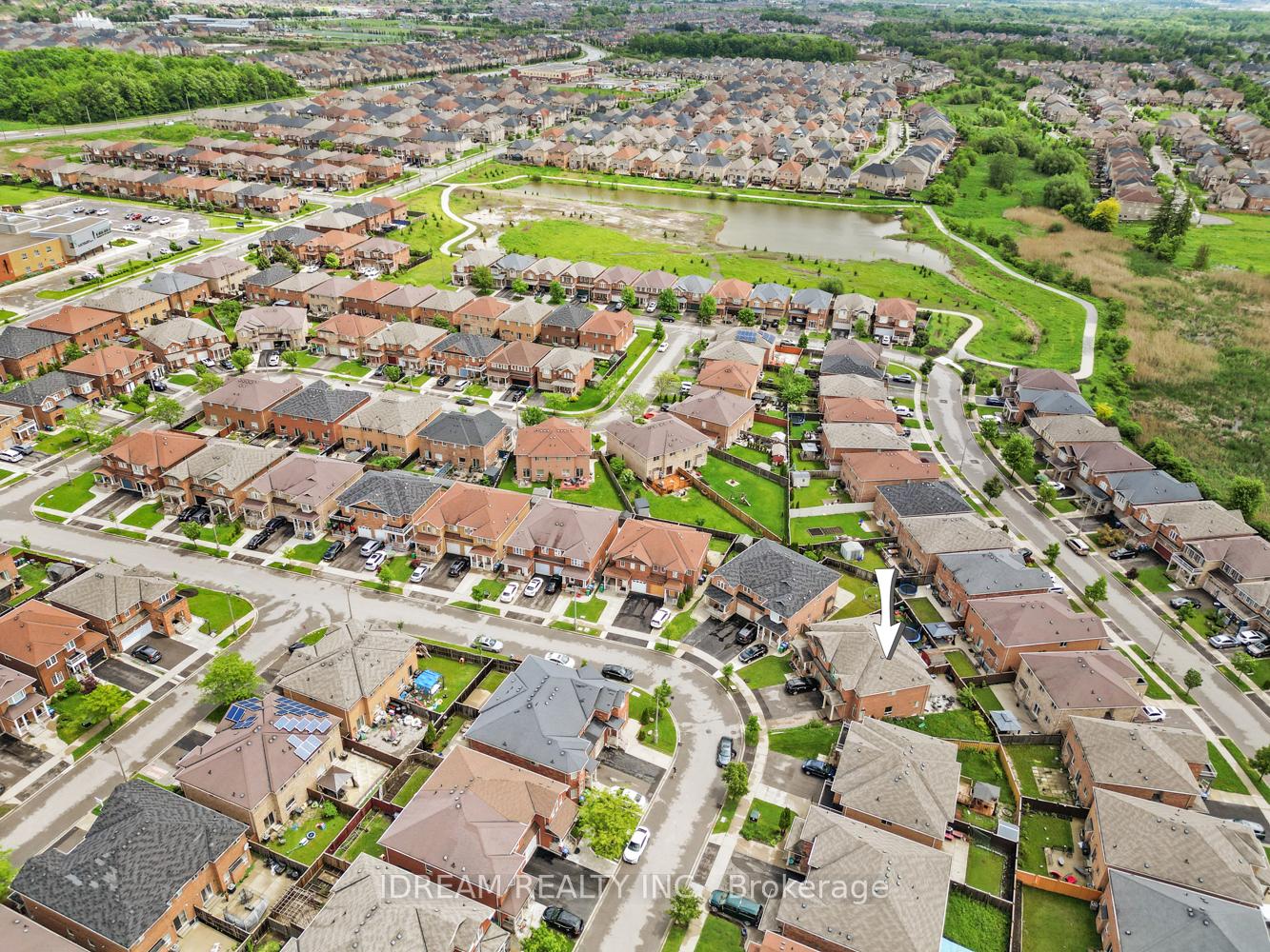 Photo 15 of 36 Flurry Circle, Brampton, Credit Valley — HOMEH