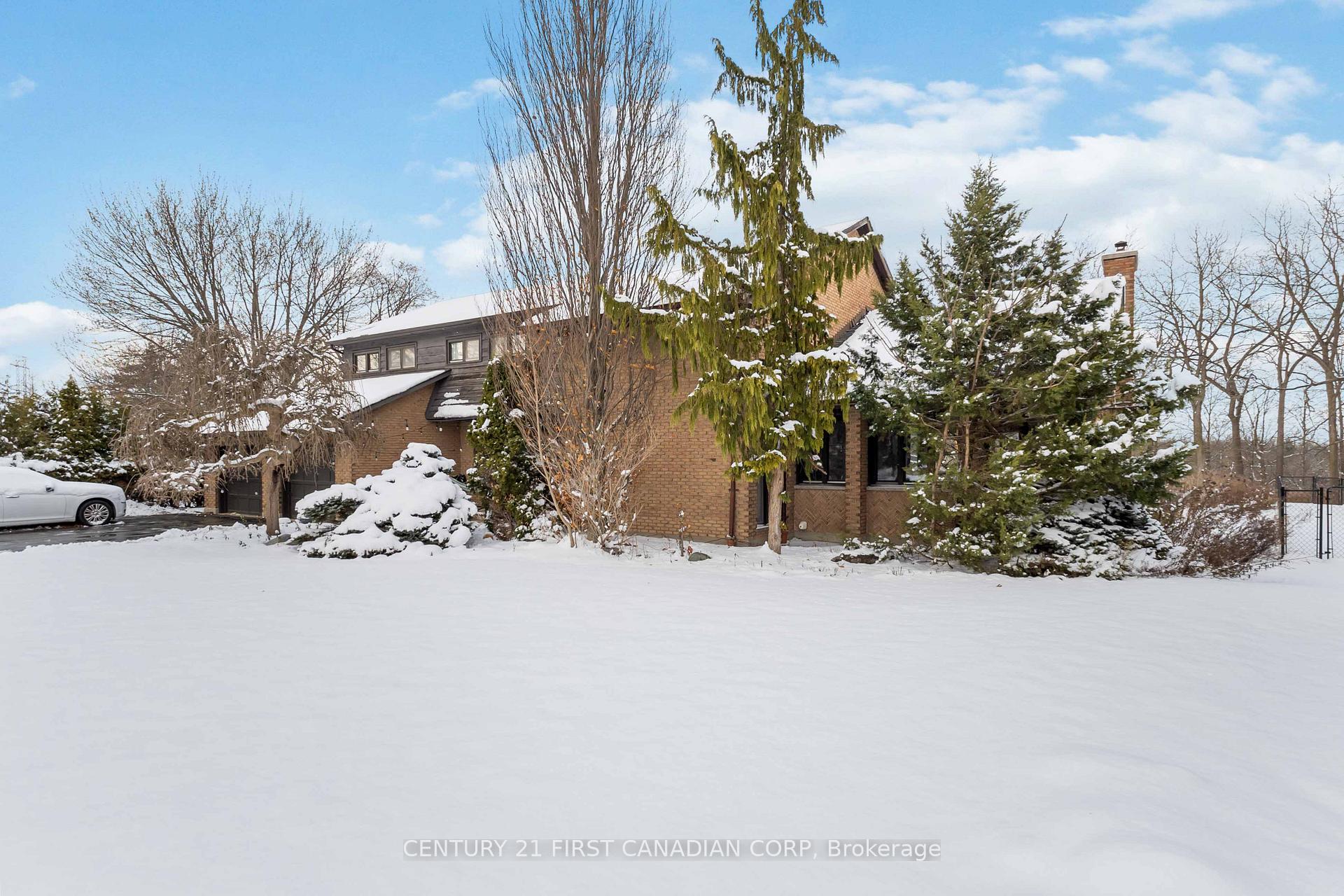 Photo 5 of 239 Woodworth Crescent, St. Thomas — HOMEH