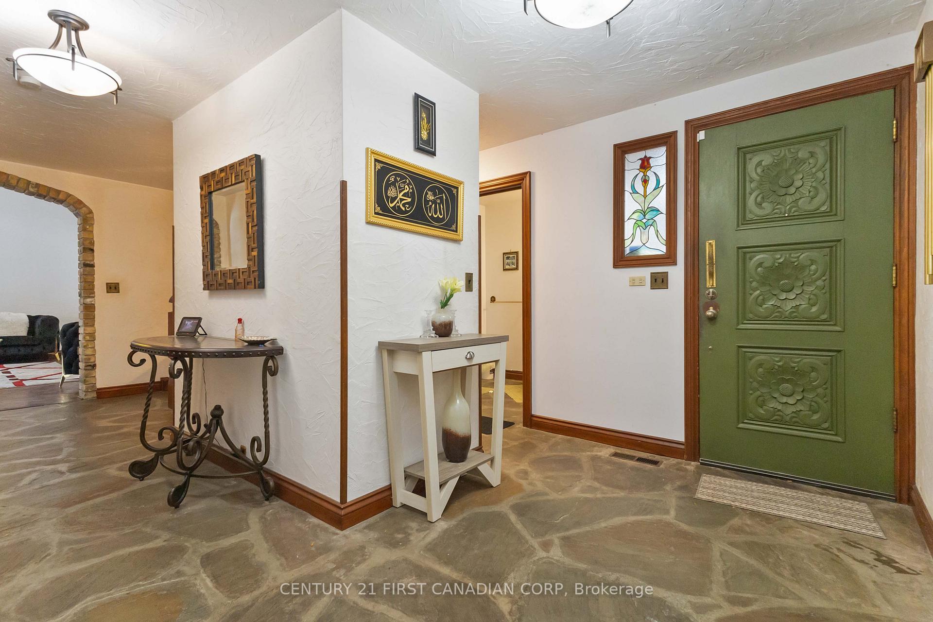 Photo 7 of 239 Woodworth Crescent, St. Thomas — HOMEH