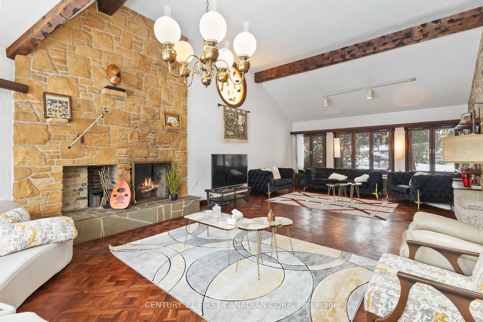 Photo 18 of 239 Woodworth Crescent, St. Thomas — HOMEH
