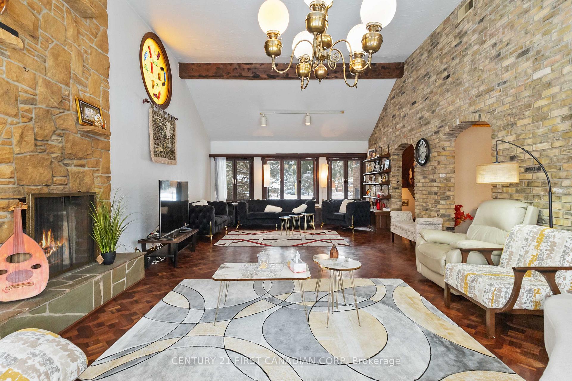 Photo 19 of 239 Woodworth Crescent, St. Thomas — HOMEH